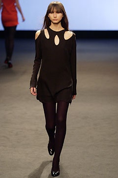 Roland Mouret F/W 03 Look 36