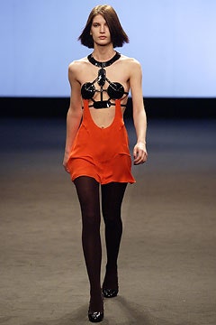 Roland Mouret F/W 03 Look 40