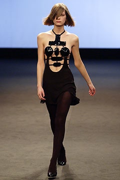 Roland Mouret F/W 03 Look 41