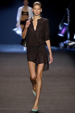 Roland Mouret S/S 04 Look 16