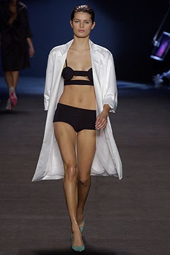 Roland Mouret S/S 04 Look 17