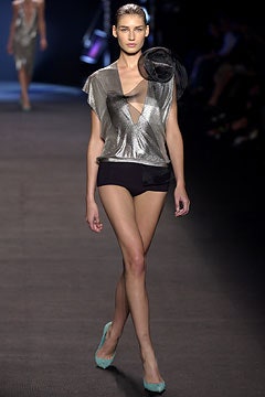 Roland Mouret S/S 04 Look 29