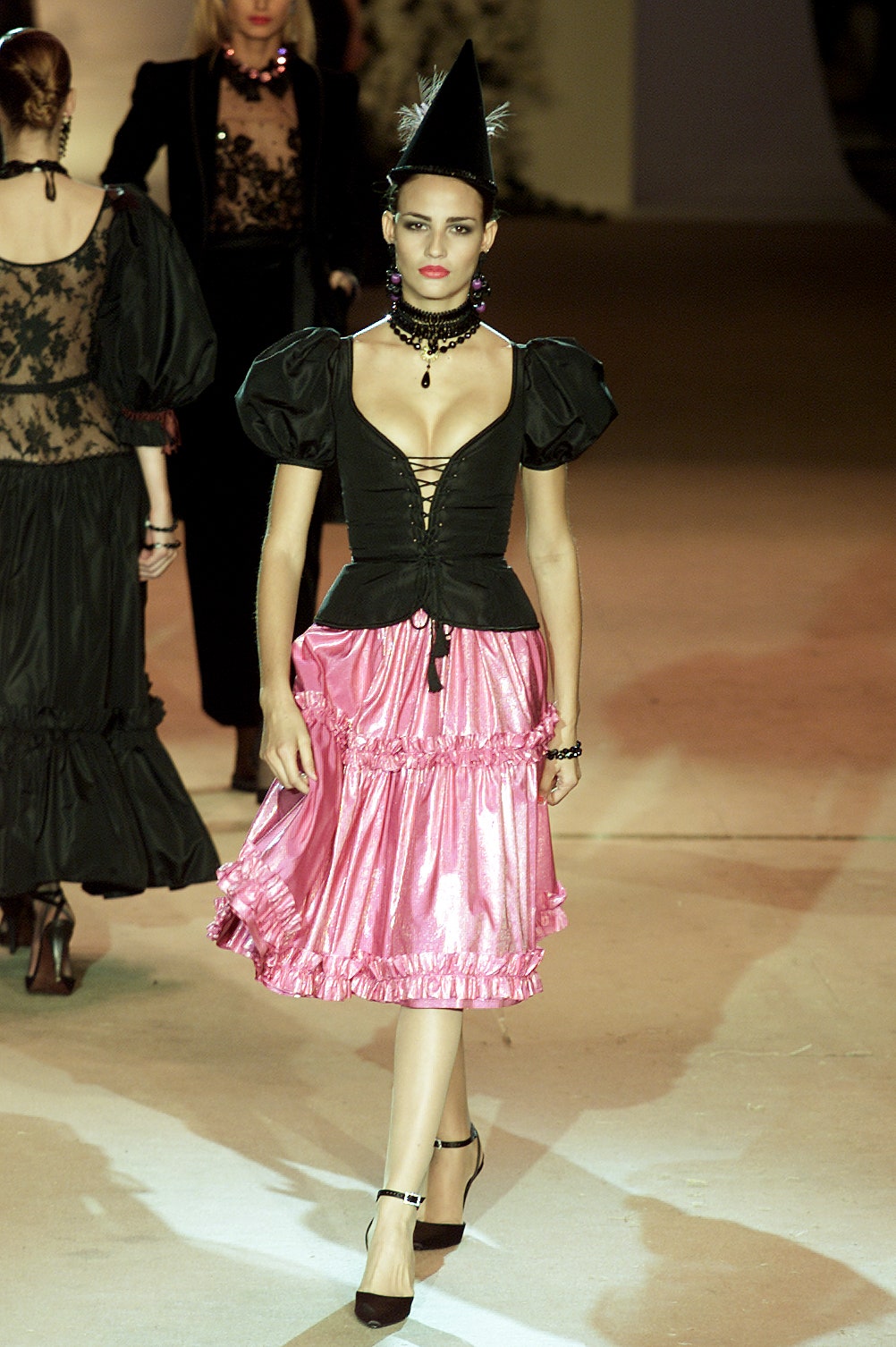 Saint Laurent S/S 02 Couture Look 101