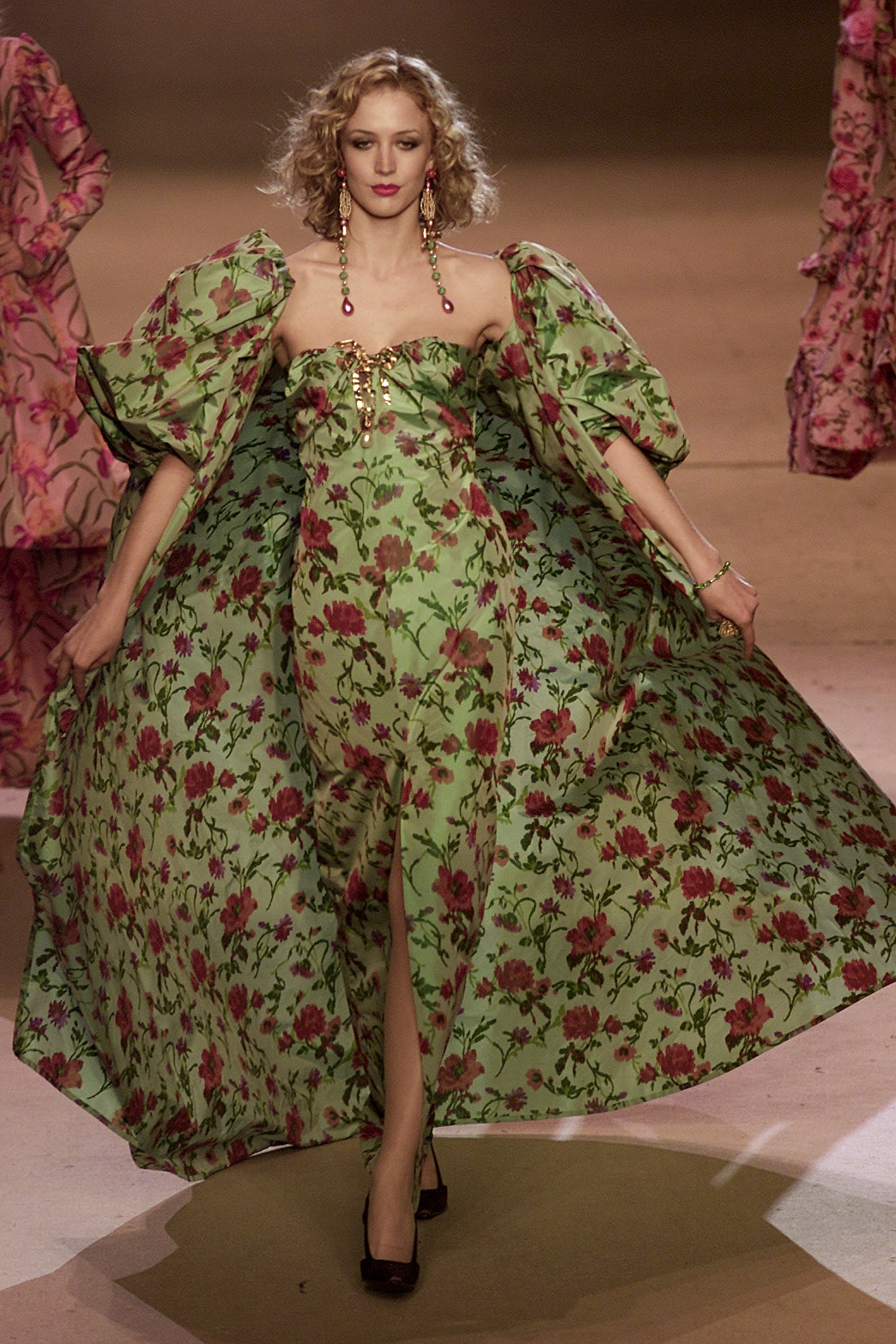 Saint Laurent S/S 02 Couture Look 109