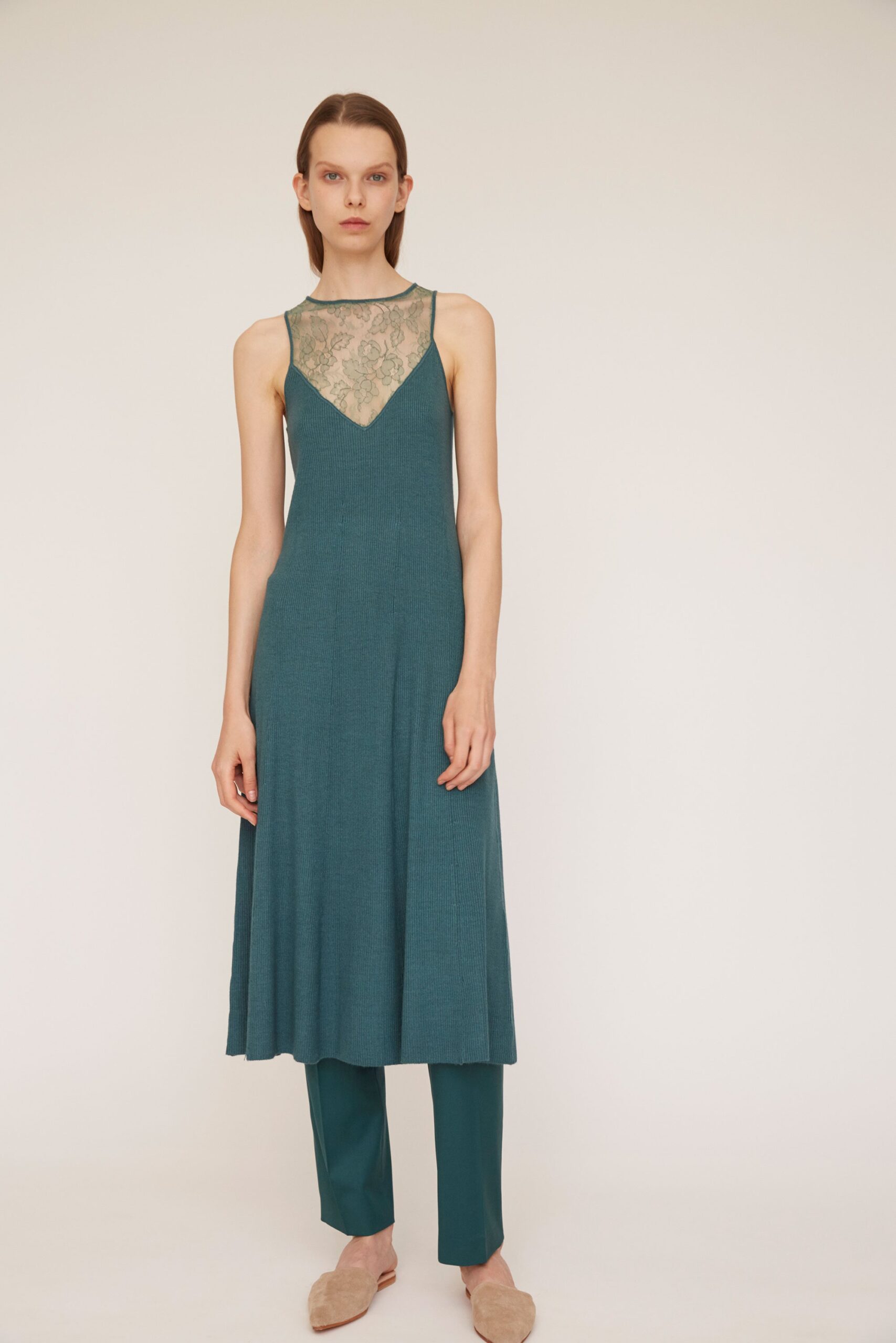 Ryan Roche Resort 18 Look 11