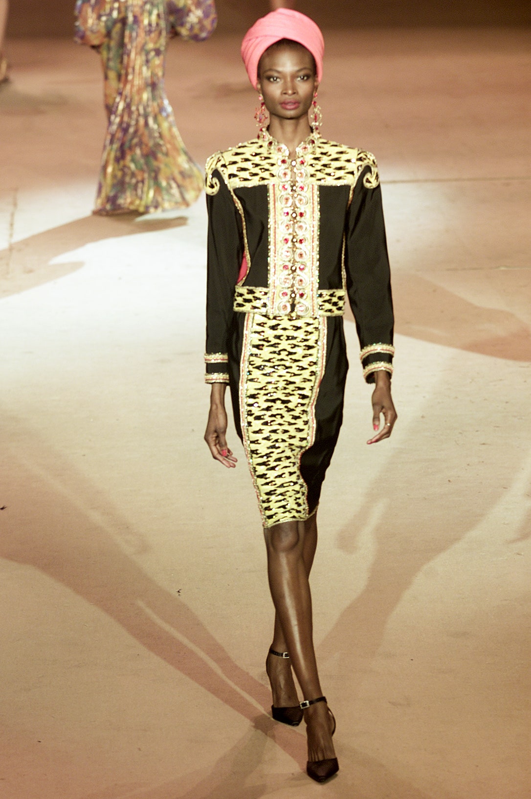 Saint Laurent S/S 02 Couture Look 121