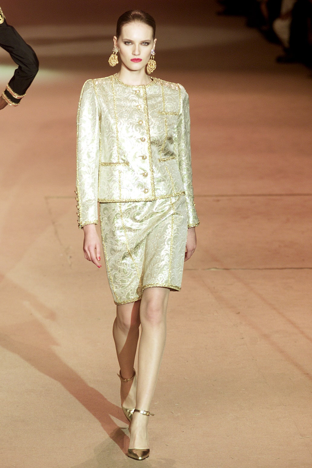 Saint Laurent S/S 02 Couture Look 122