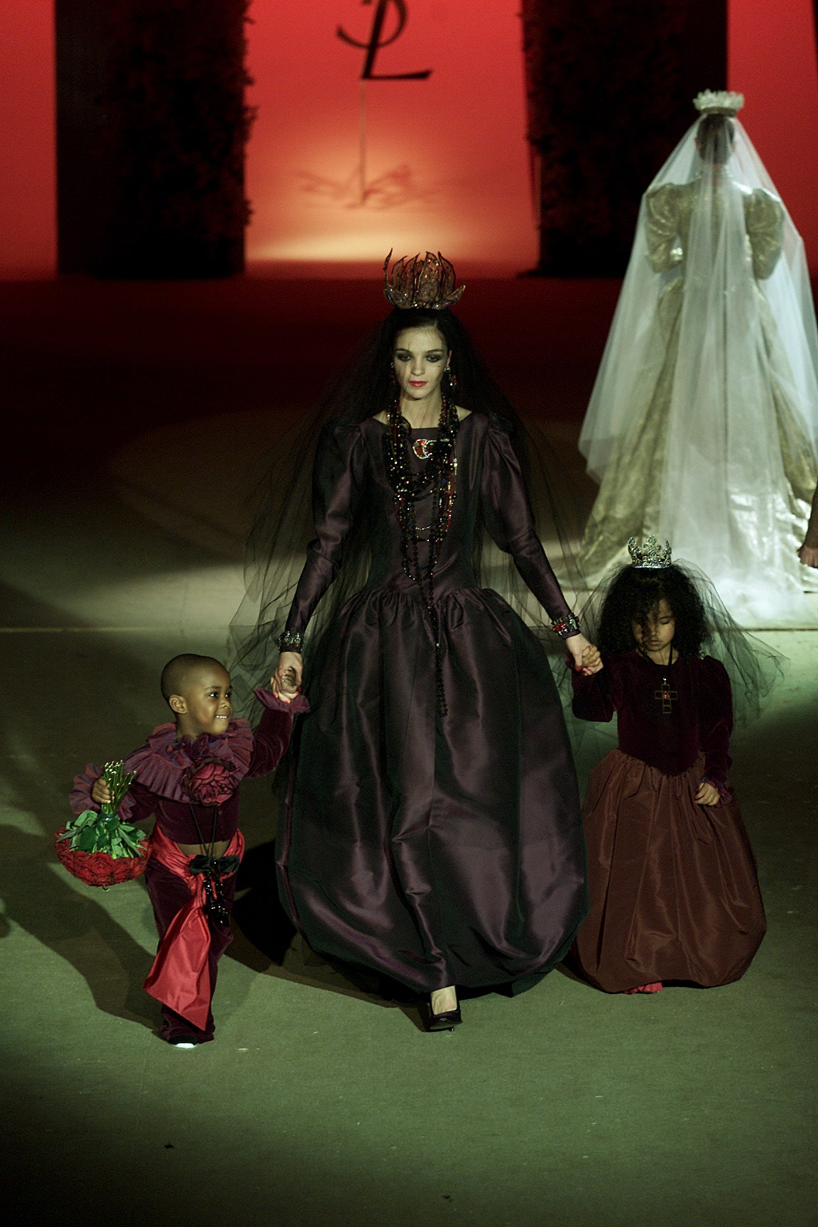 Saint Laurent S/S 02 Couture Look 126