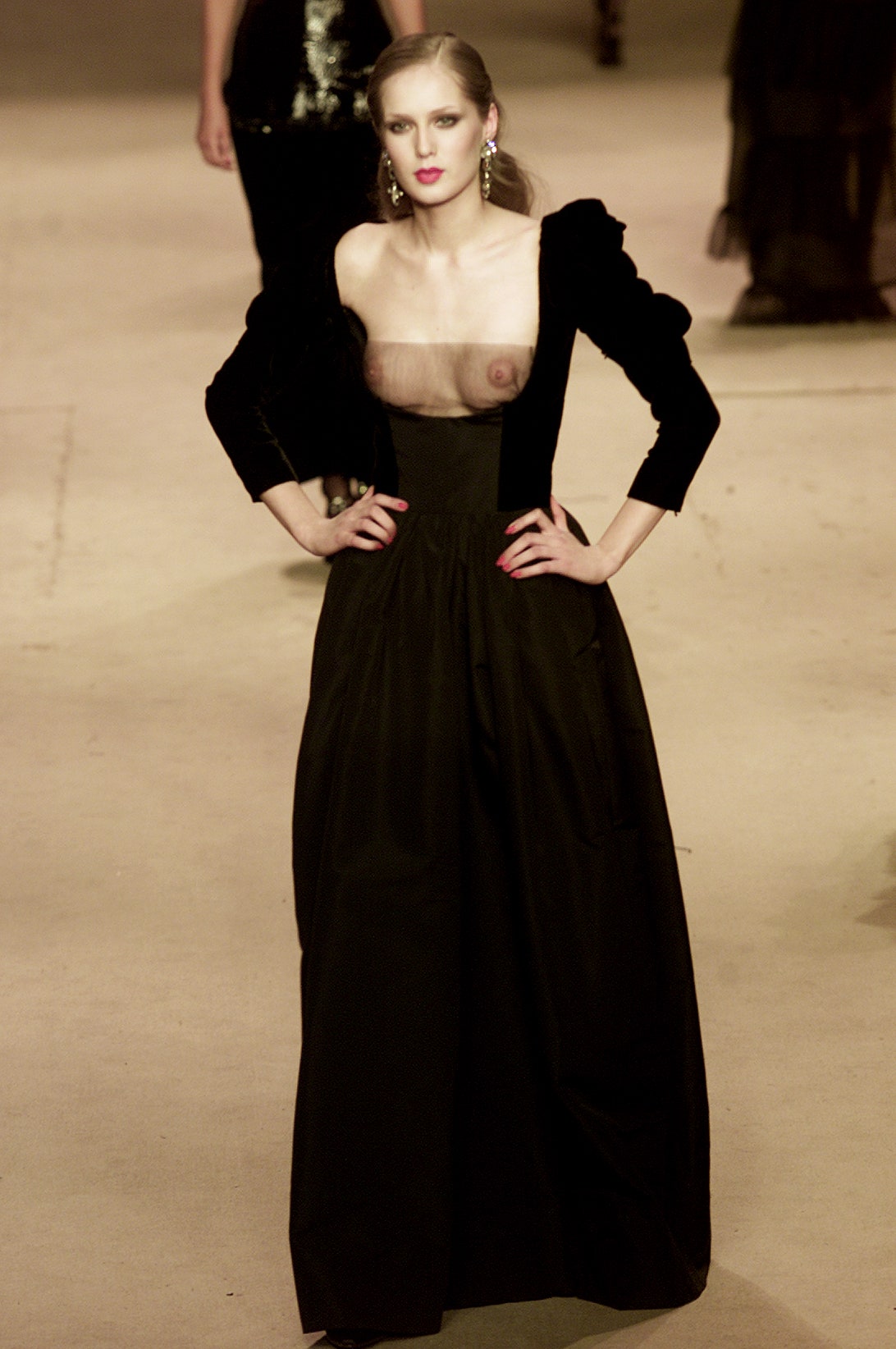 Saint Laurent S/S 02 Couture Look 161