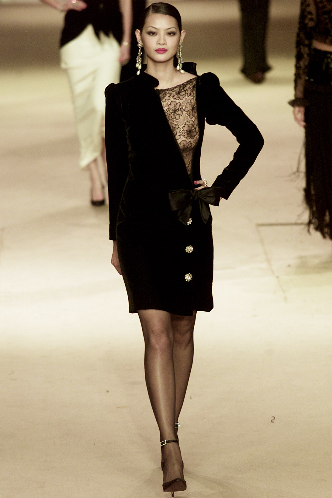 Saint Laurent S/S 02 Couture Look 169