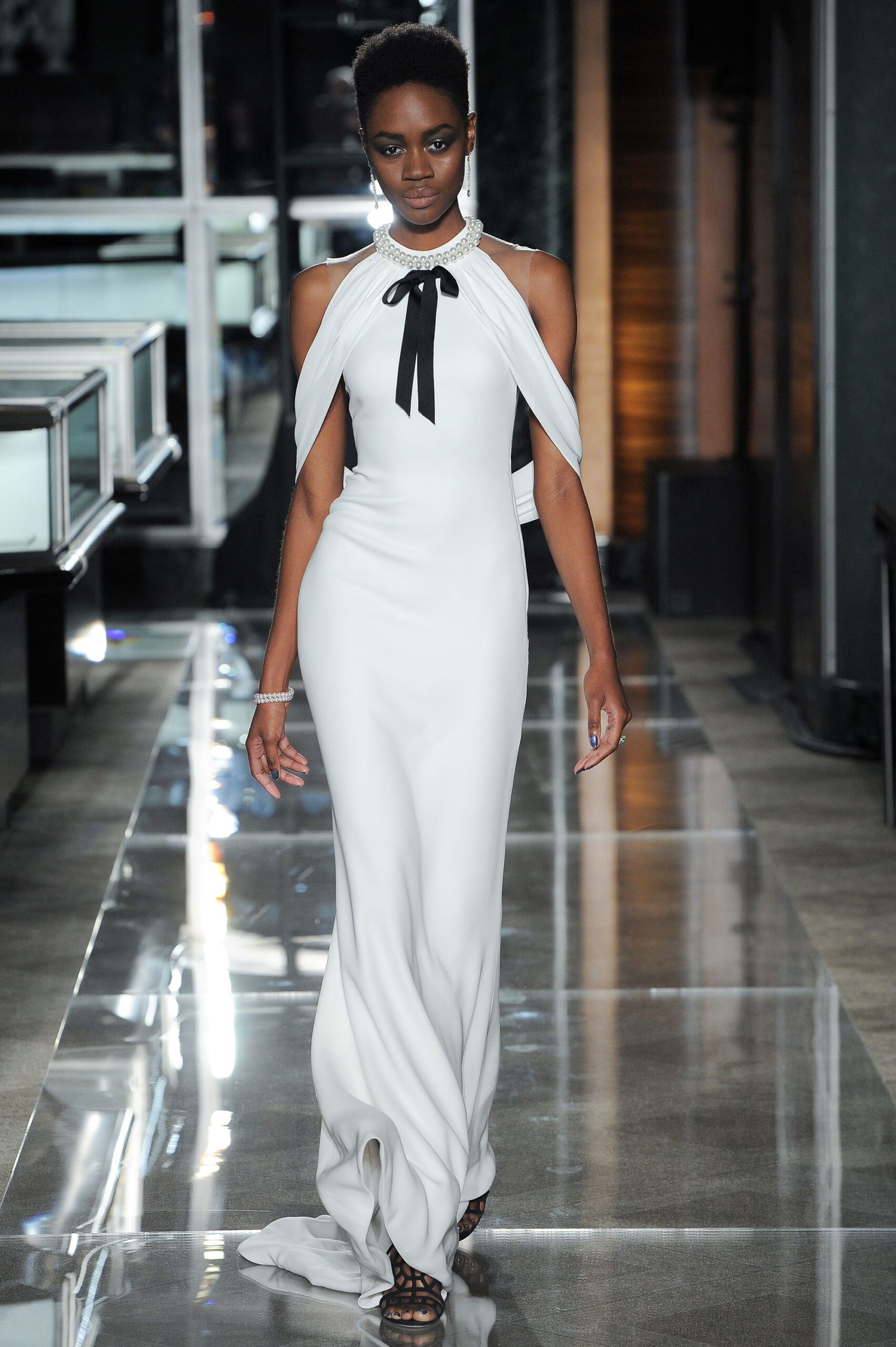 Reem Acra S/S 18 Bridal Look 17