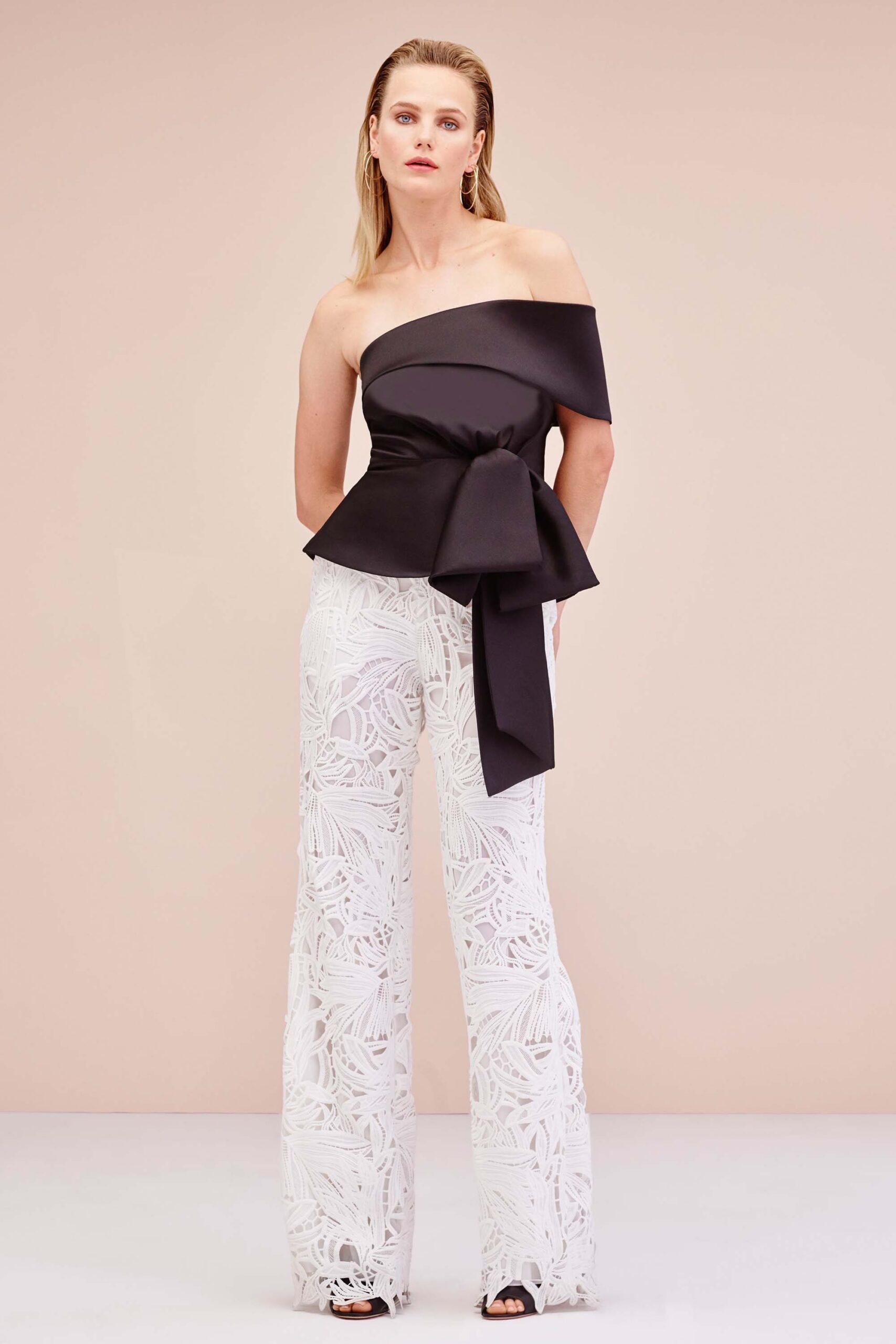 Sachin & Babi Resort 17 Look 17
