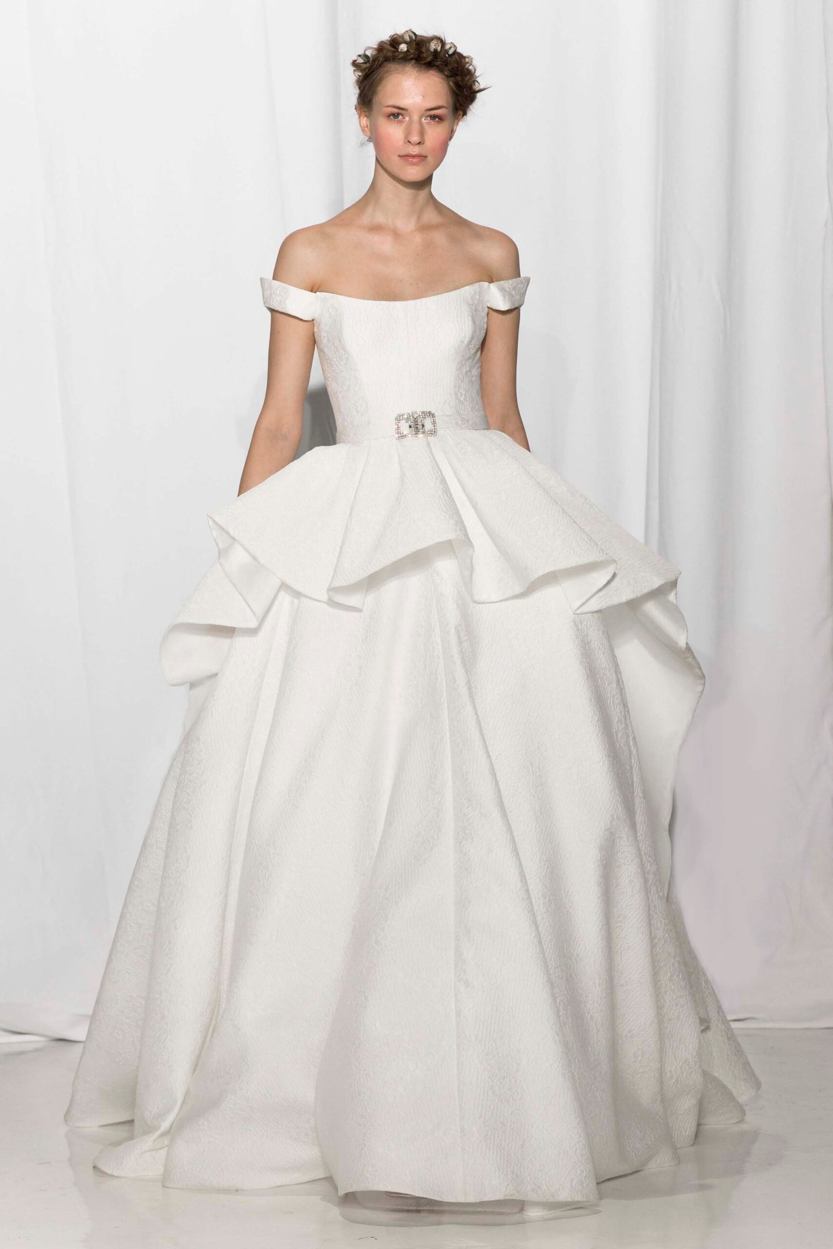 Reem Acra F/W 17 Bridal Look 18