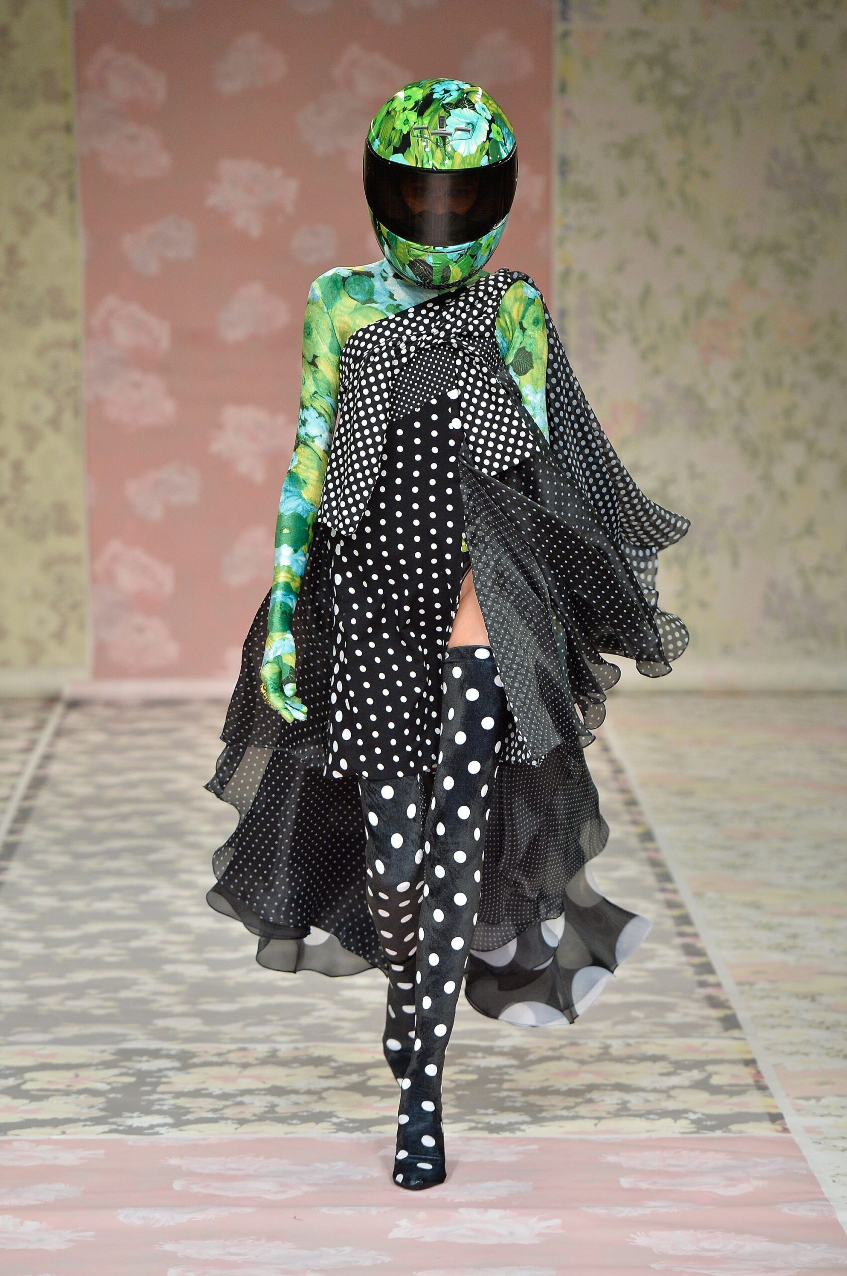 Richard Quinn F/W 18 Look 19