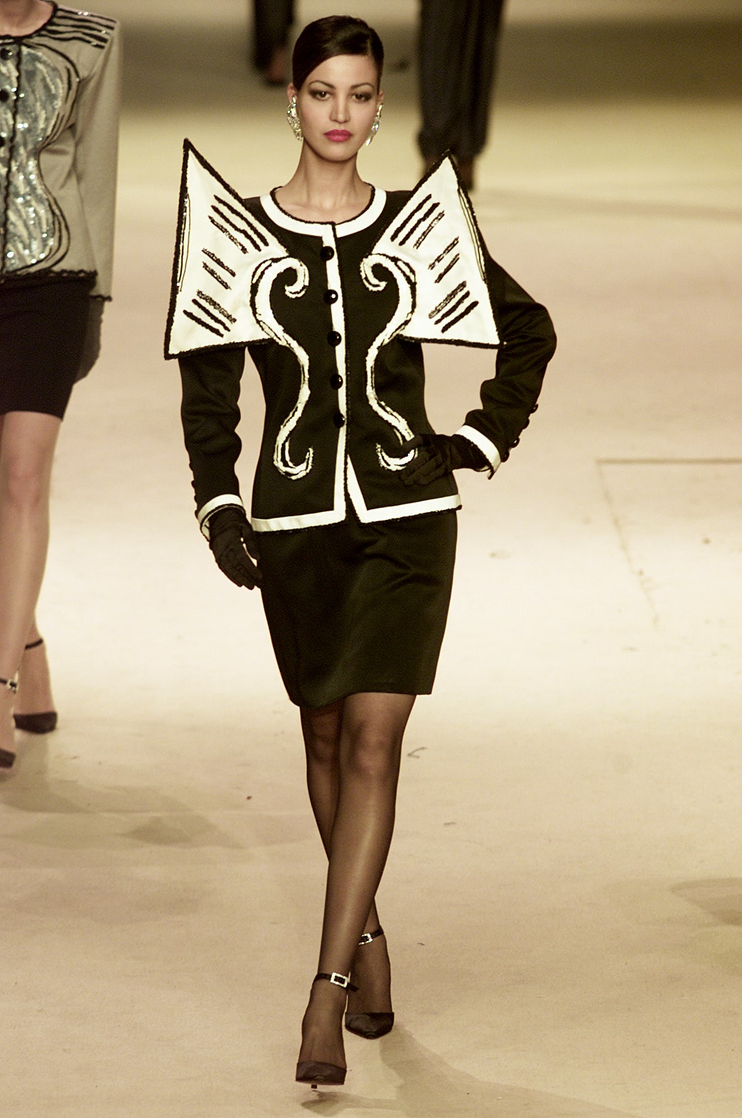 Saint Laurent S/S 02 Couture Look 193