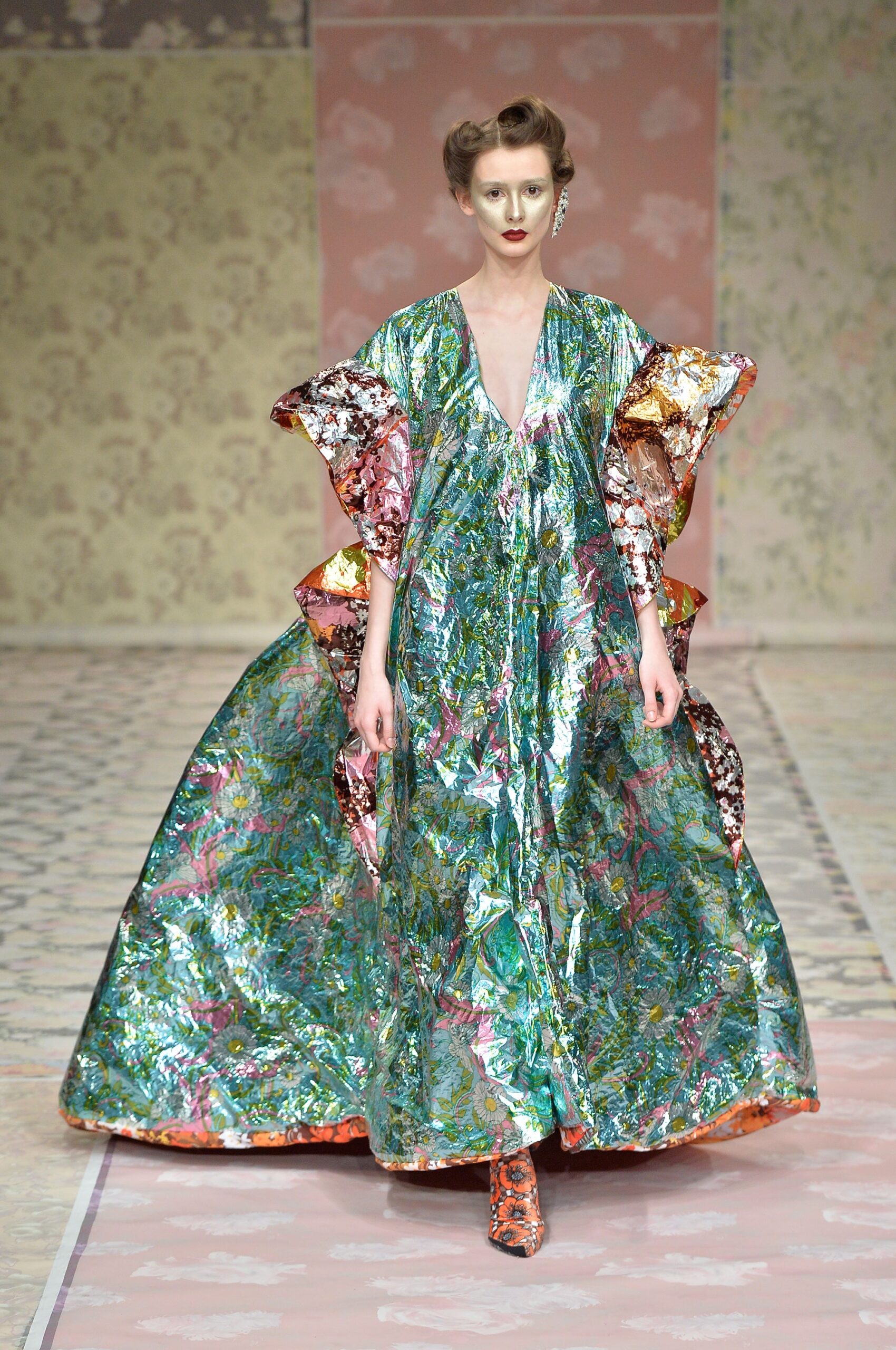 Richard Quinn F/W 18 Look 20