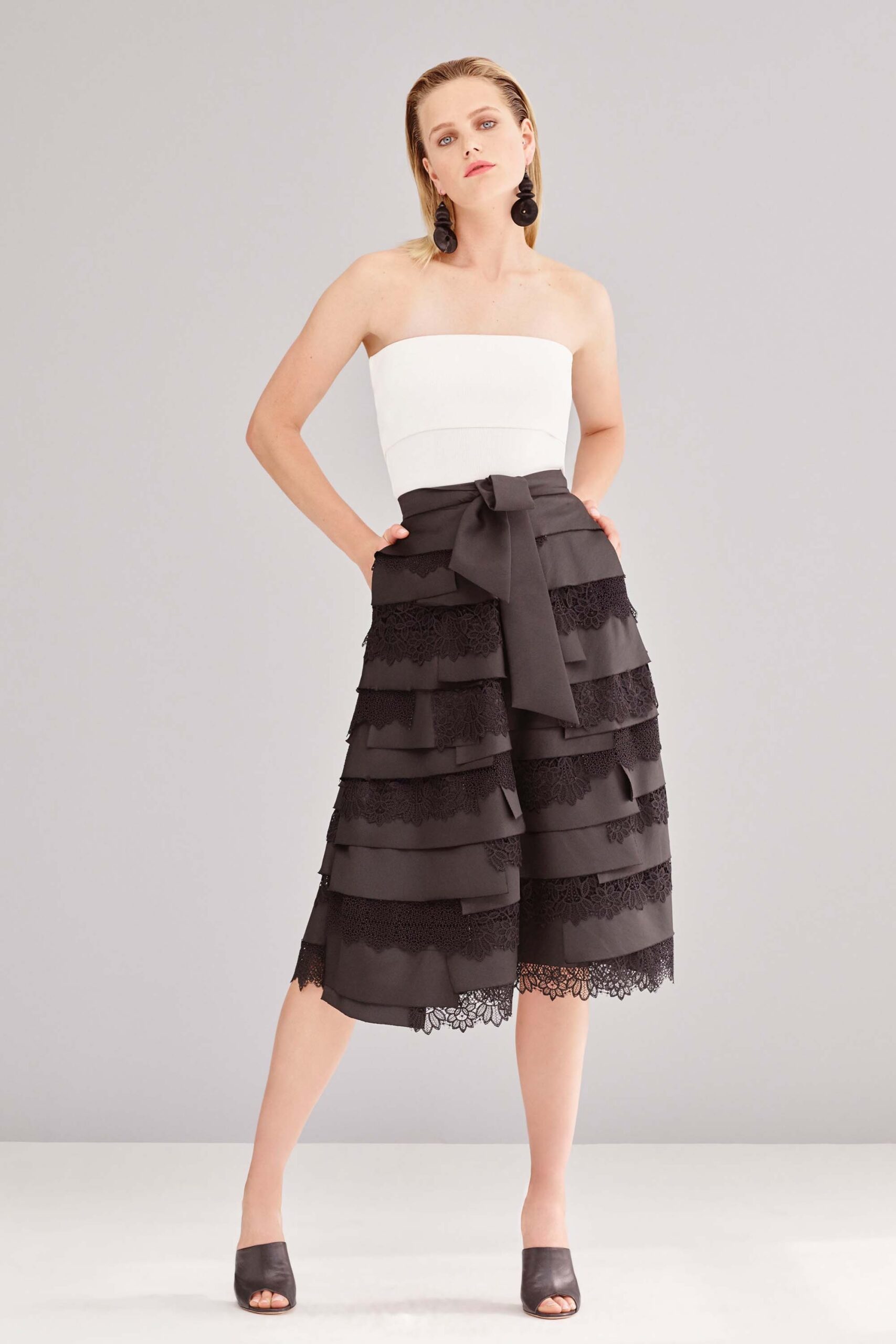 Sachin & Babi Resort 17 Look 20