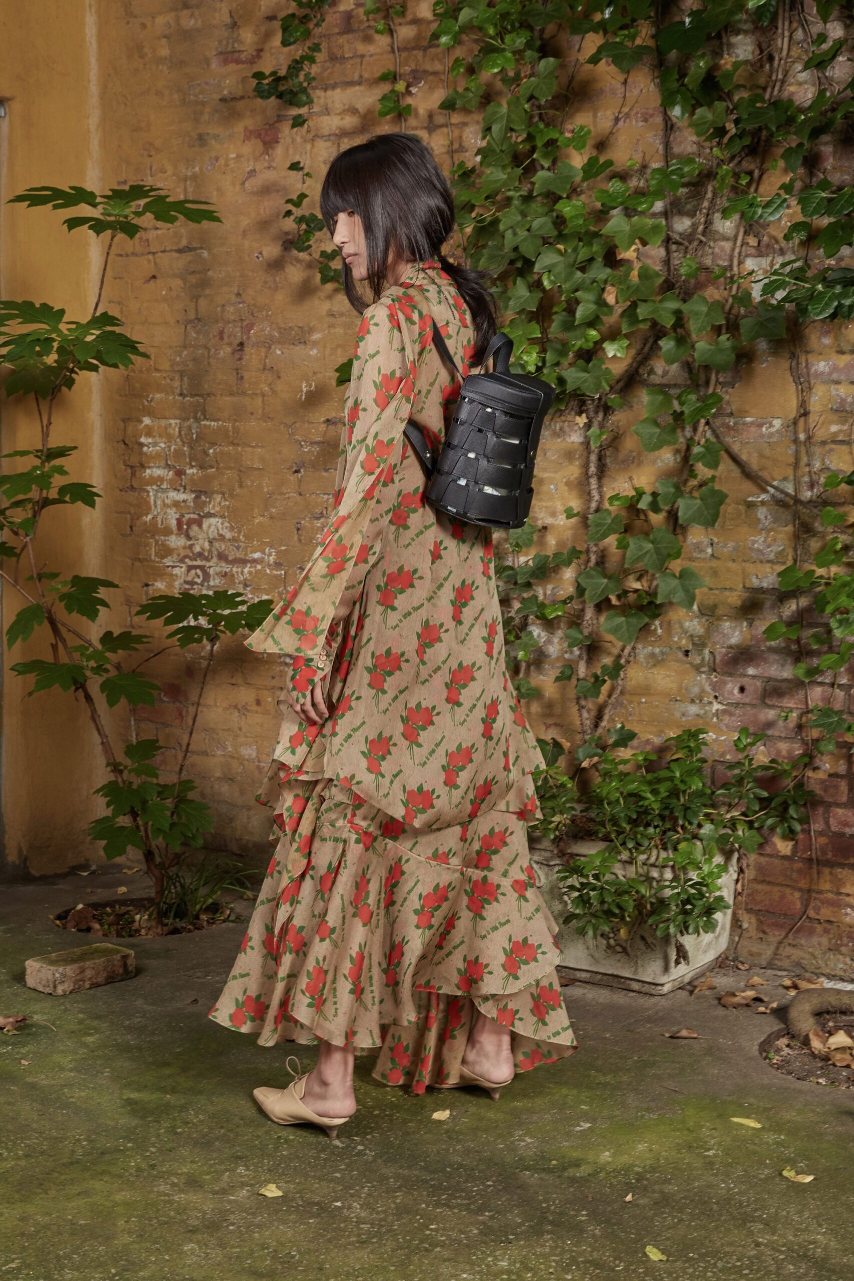 Rosie Assoulin Resort 18 Look 24