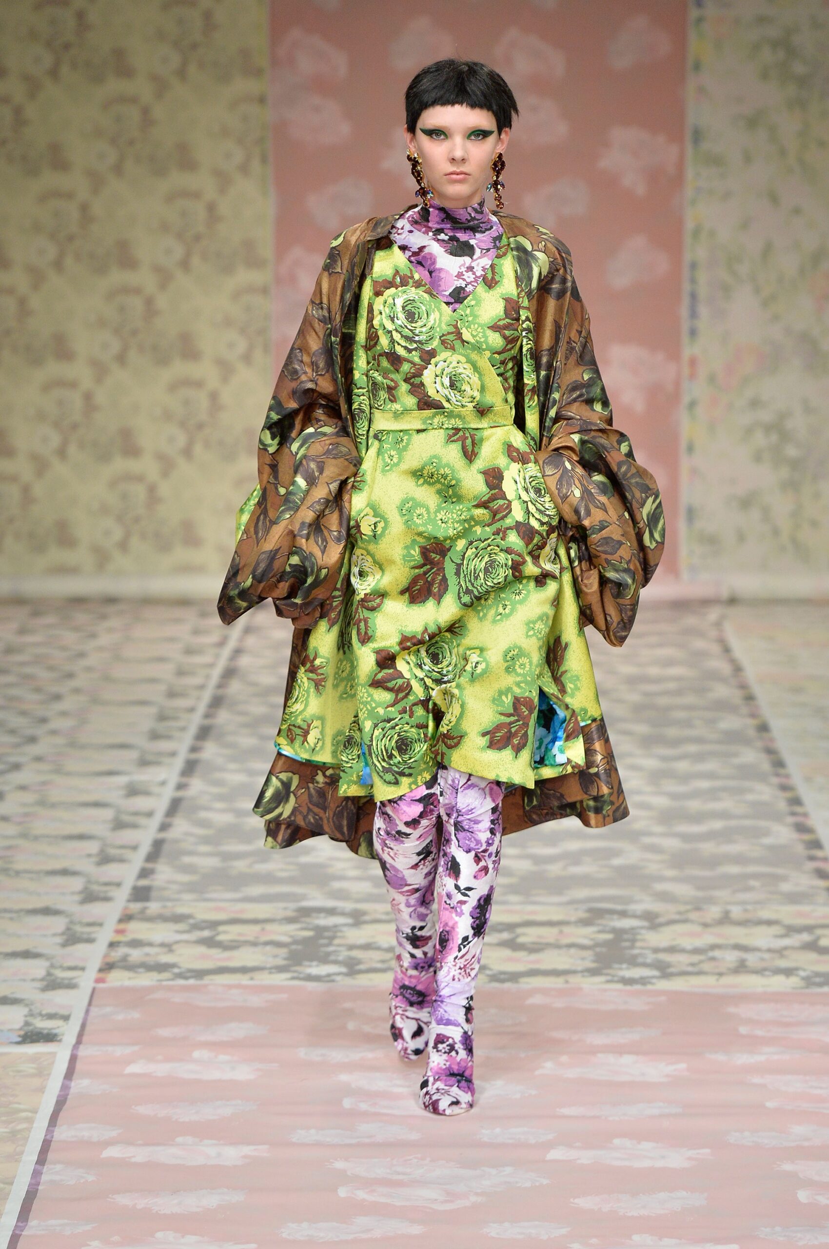 Richard Quinn F/W 18 Look 24