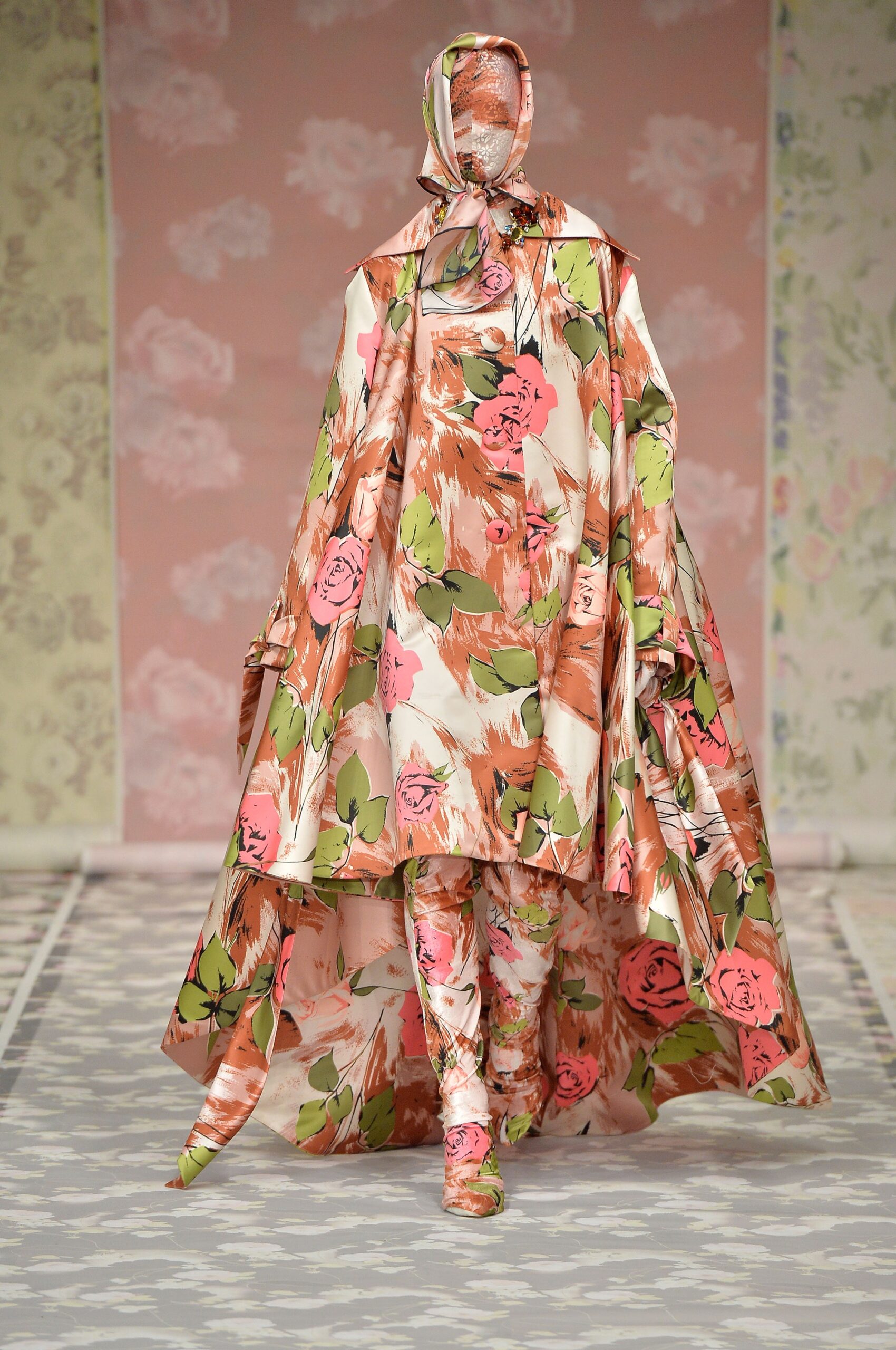 Richard Quinn F/W 18 Look 27