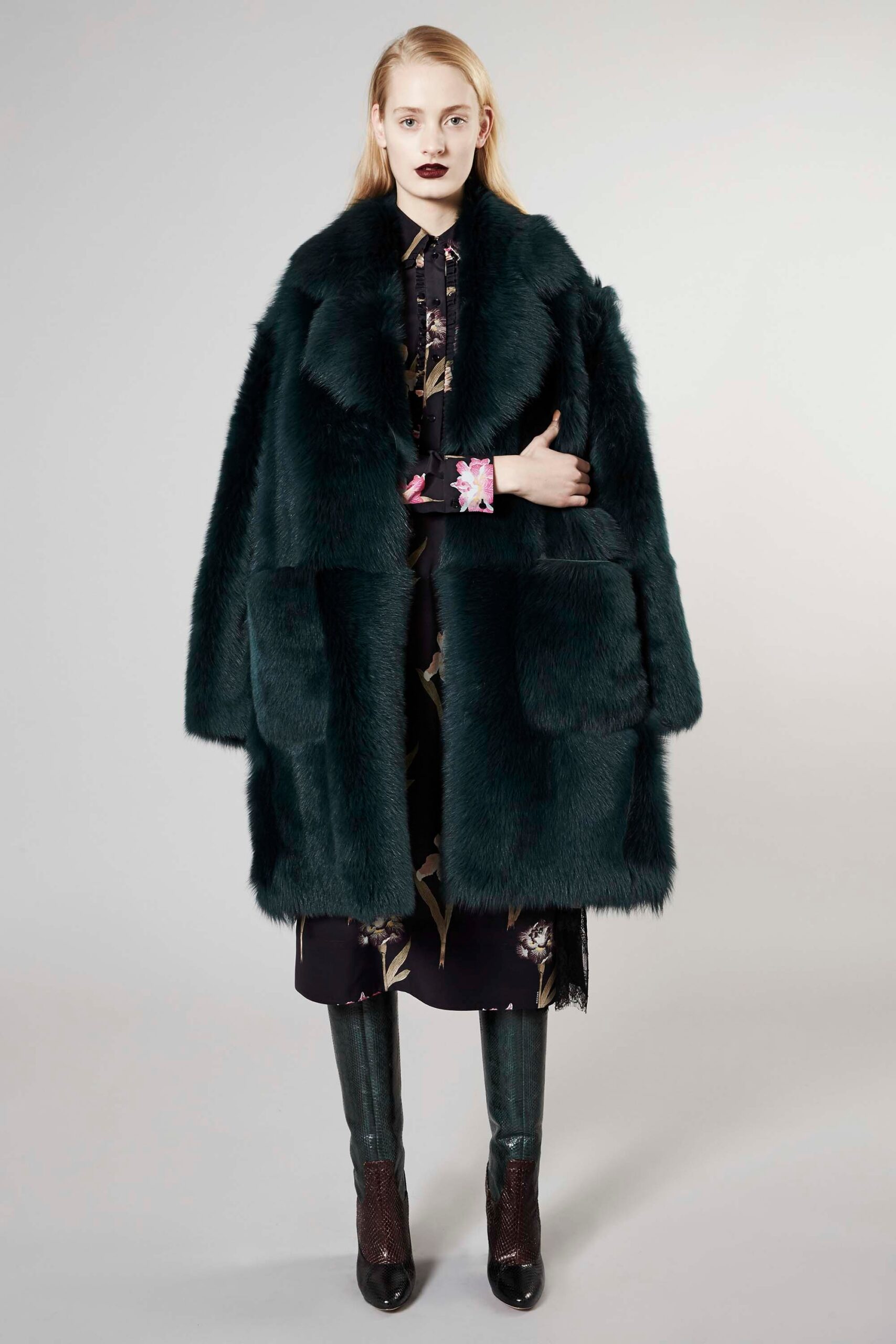 Rochas F/W 16 Look 29