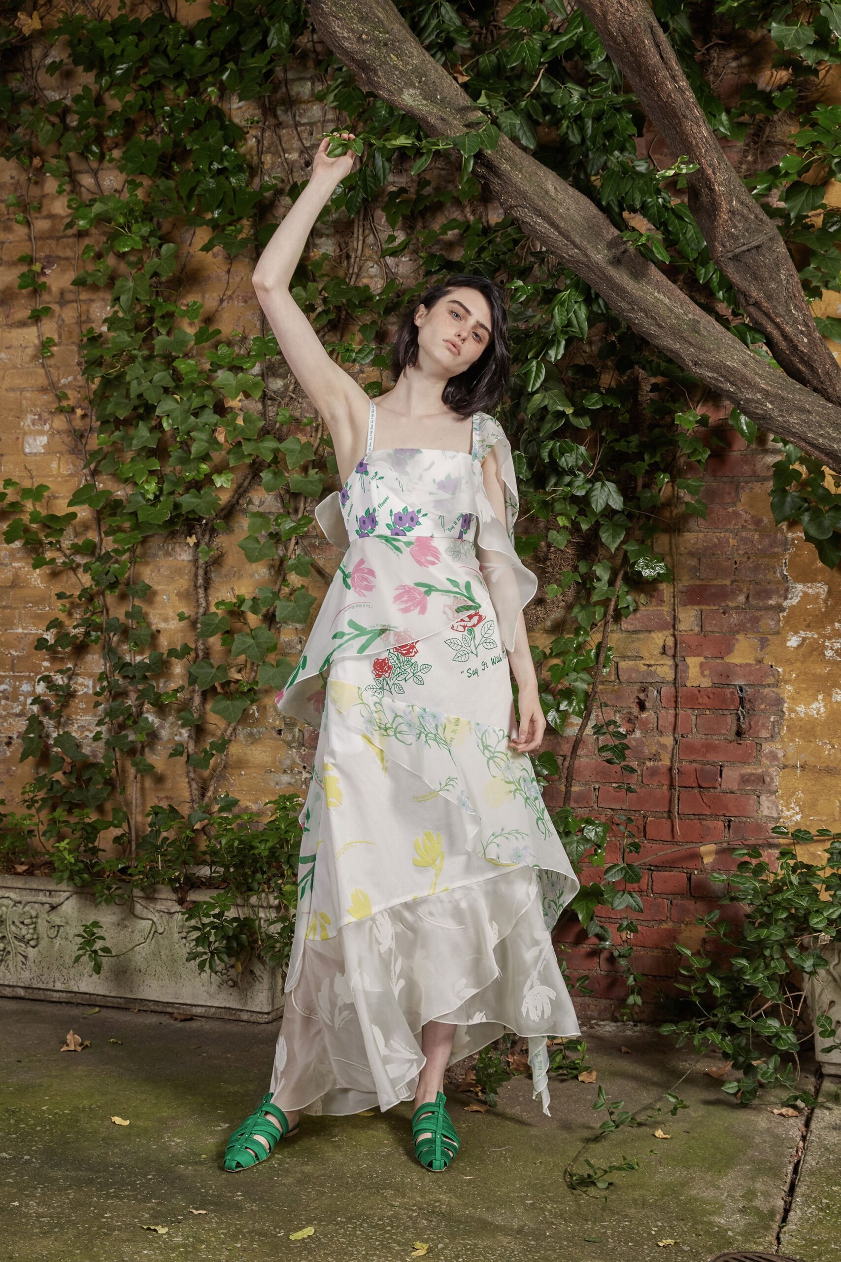 Rosie Assoulin Resort 18 Look 31
