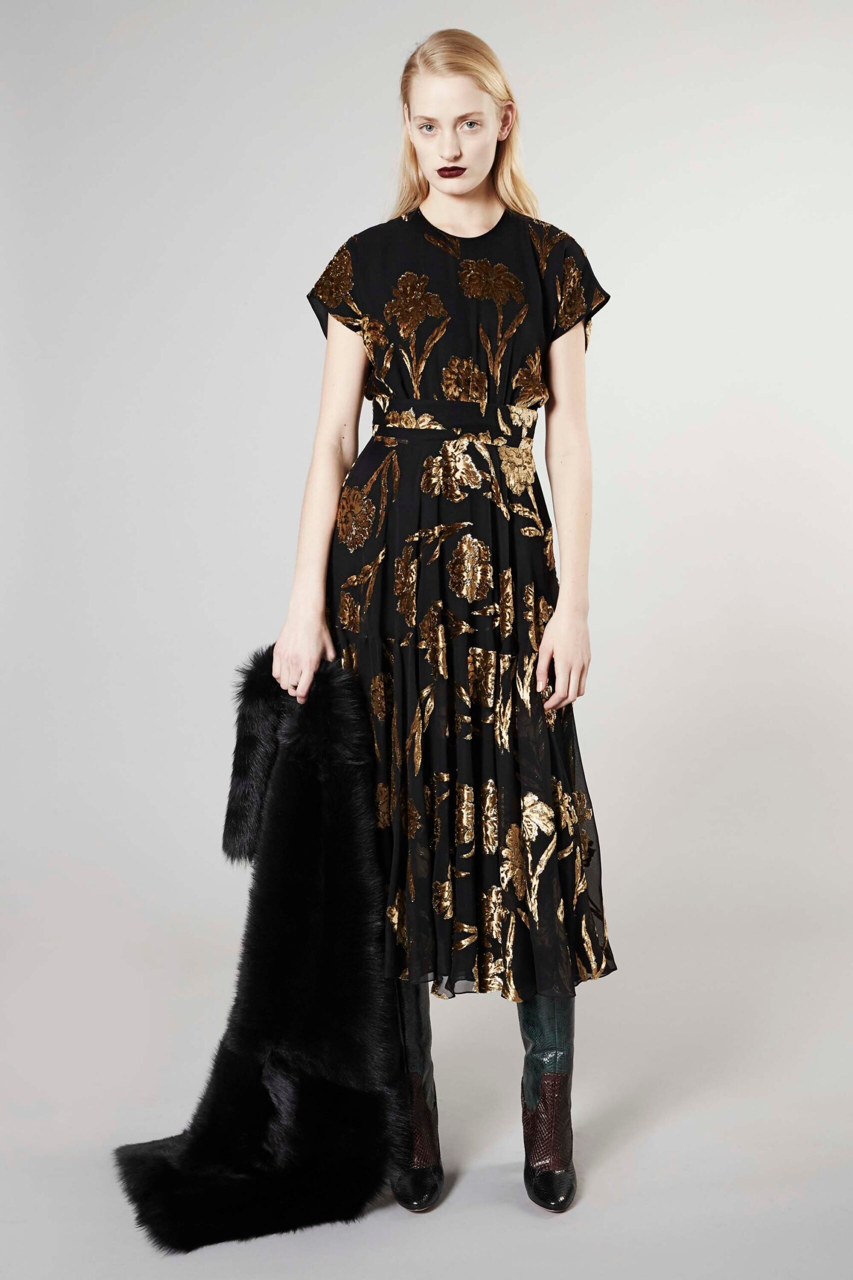 Rochas F/W 16 Look 32