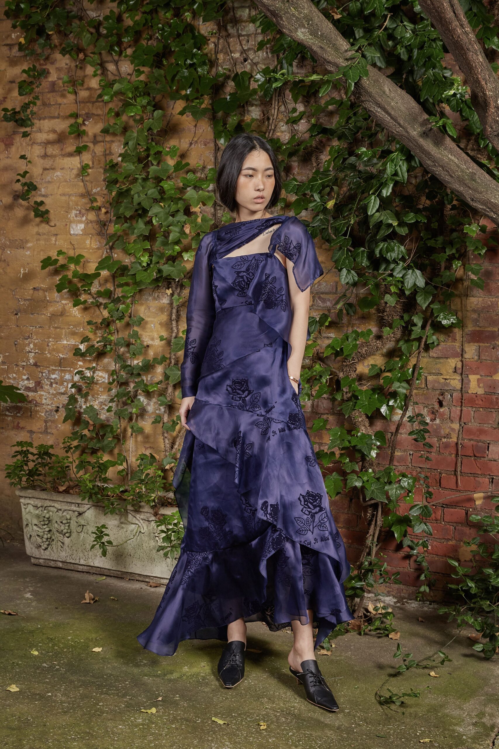 Rosie Assoulin Resort 18 Look 37