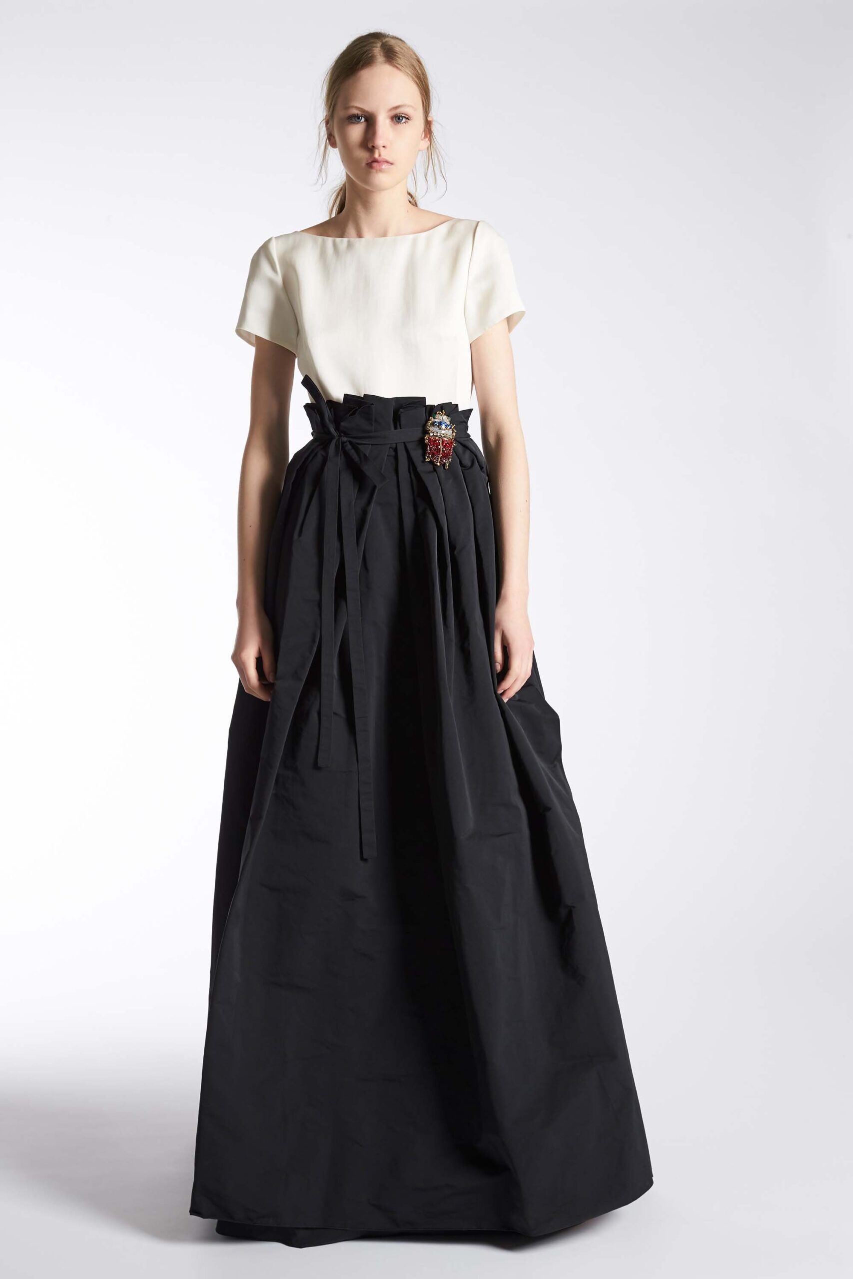 Rochas Resort 17 Look 39