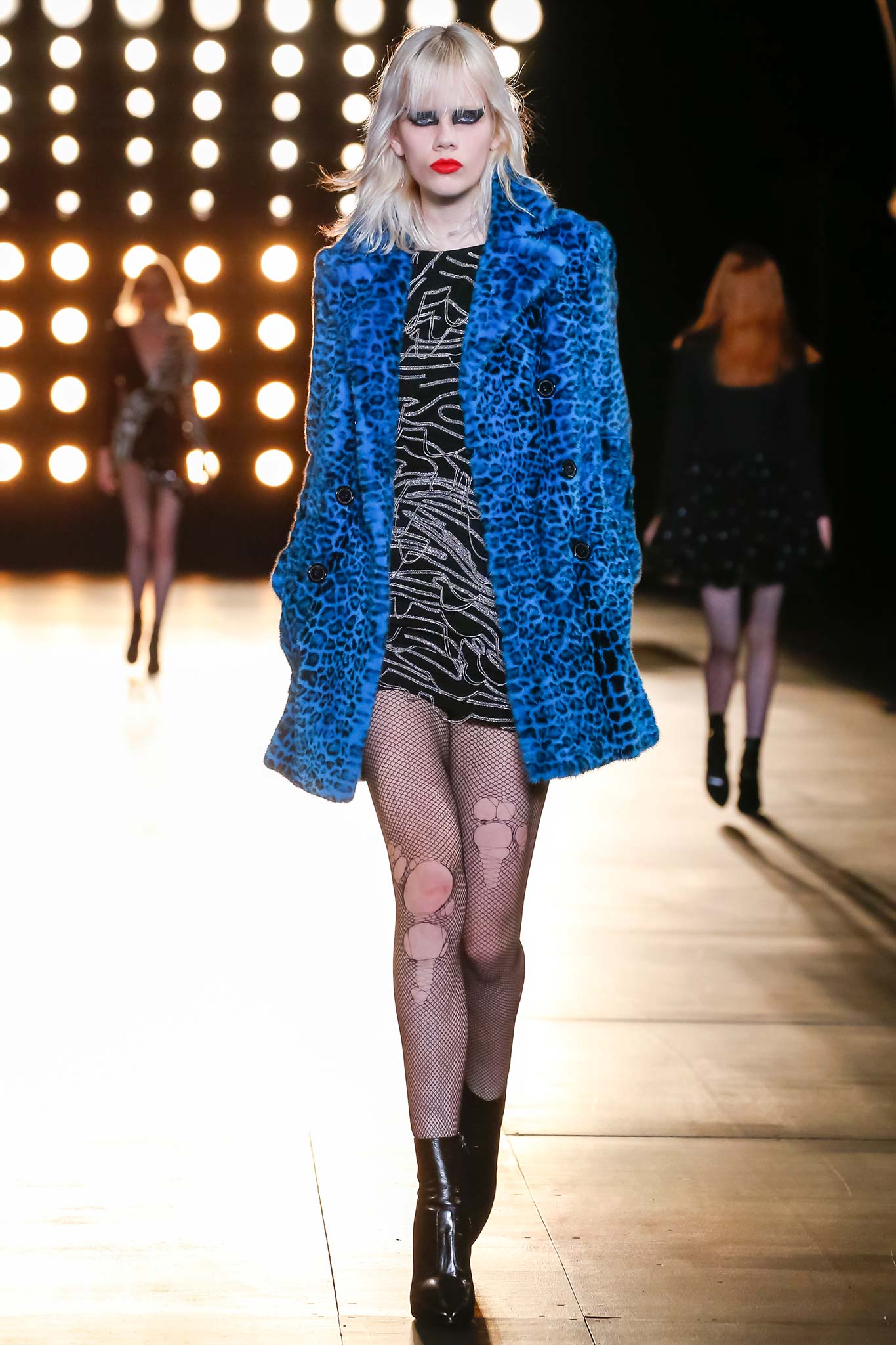 Saint Laurent F/W 15 Look 39
