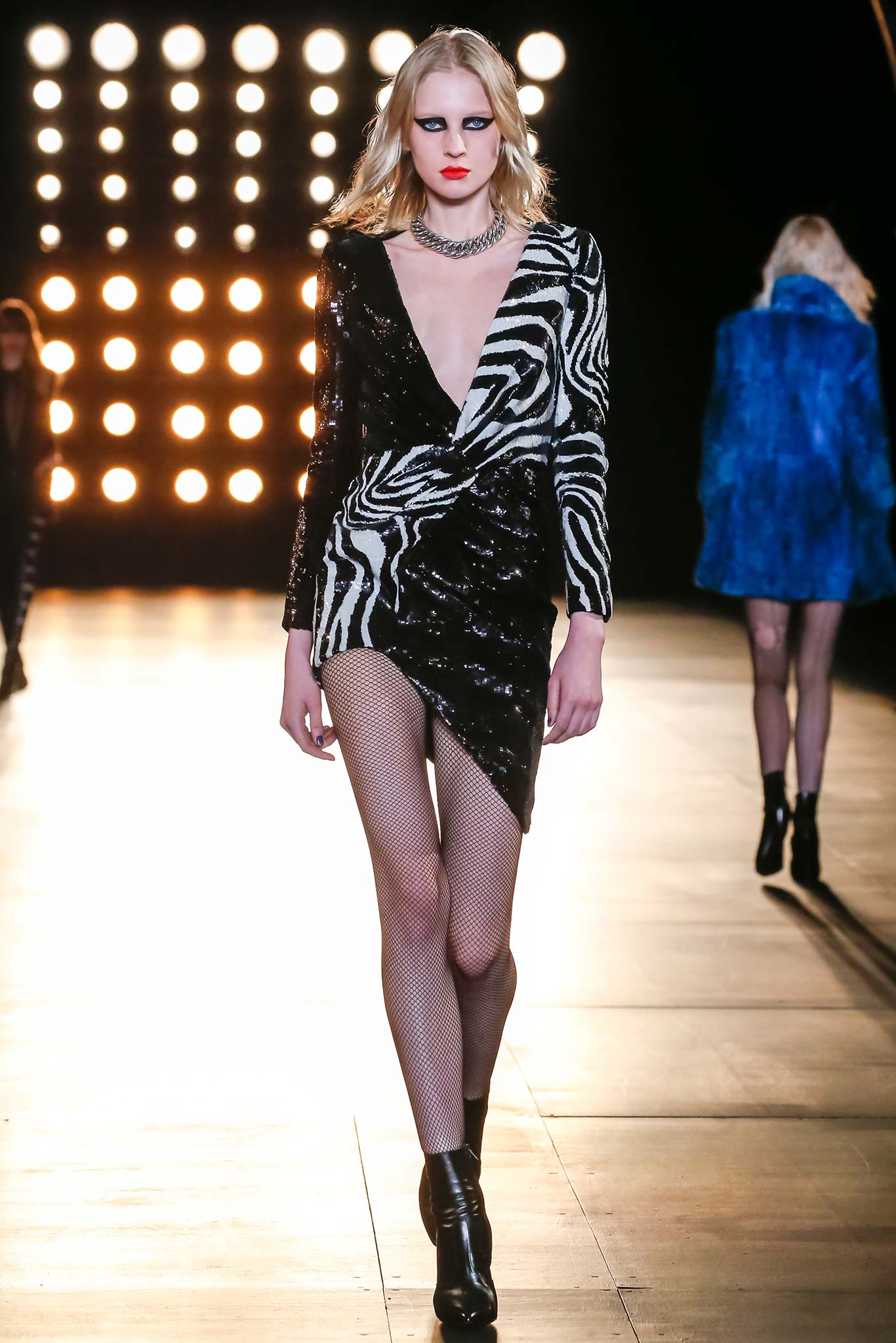 Saint Laurent F/W 15 Look 40