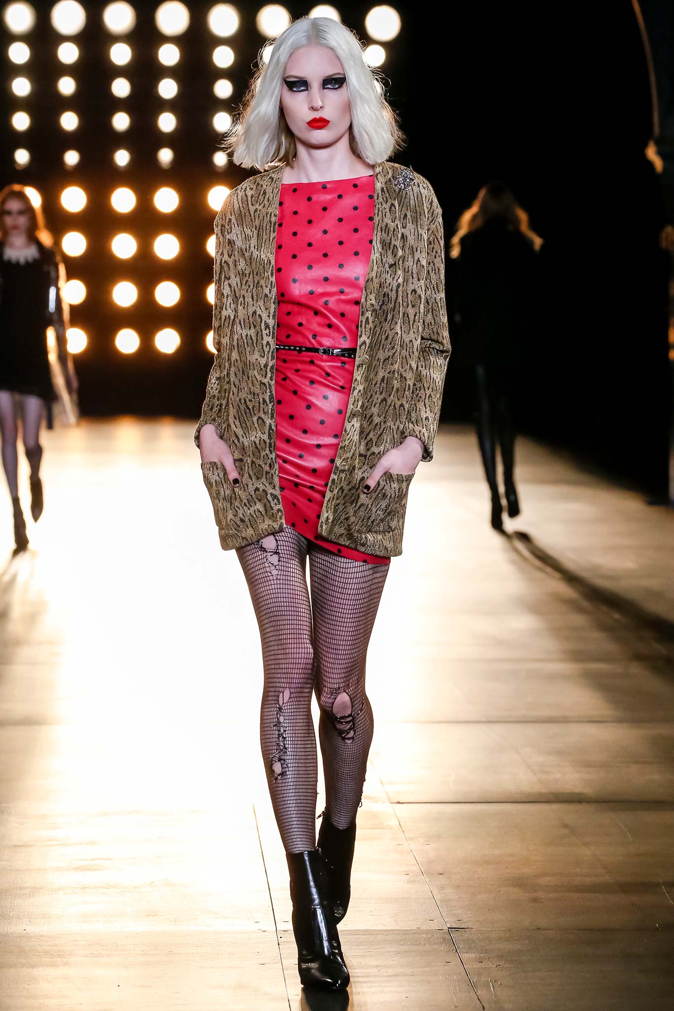 Saint Laurent F/W 15 Look 42