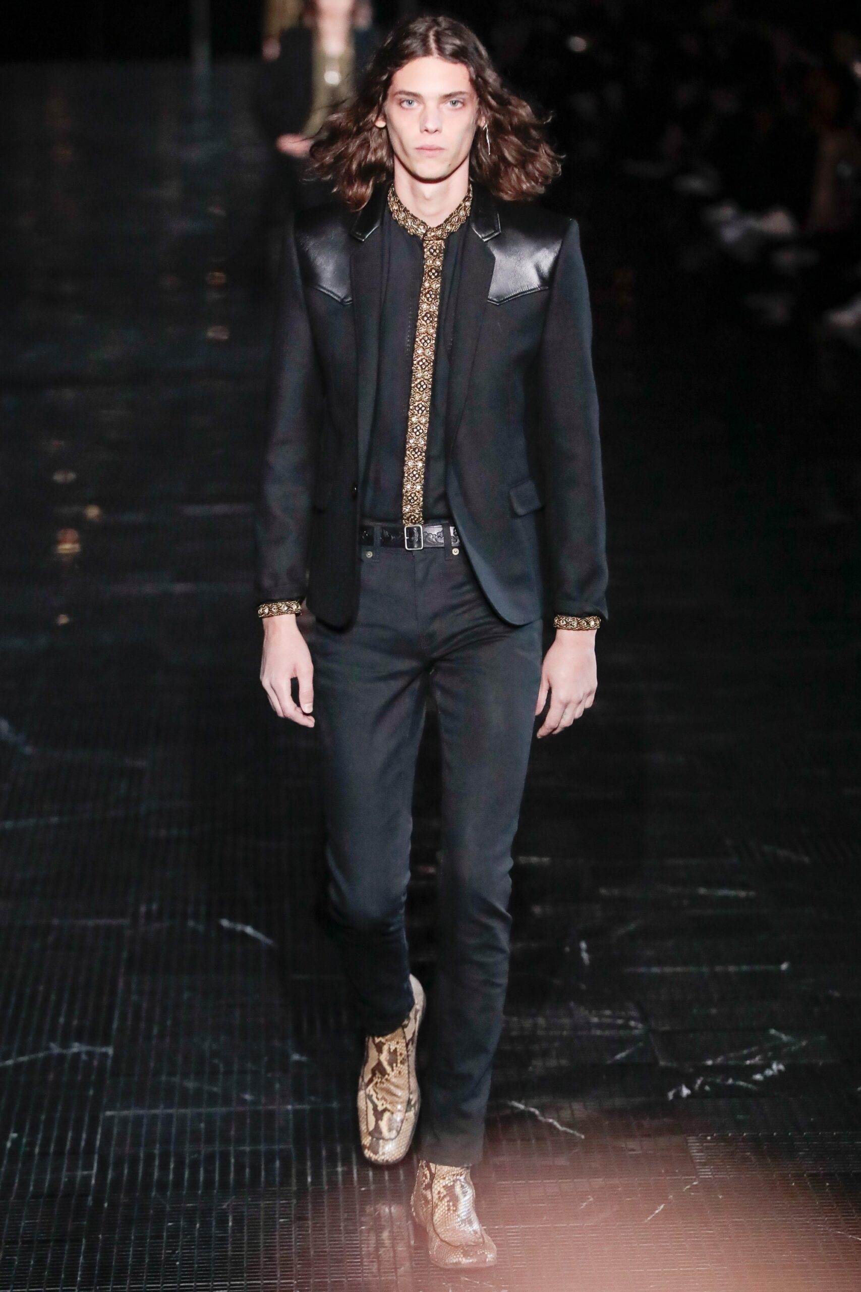 Saint Laurent S/S 19 Menswear Look 1