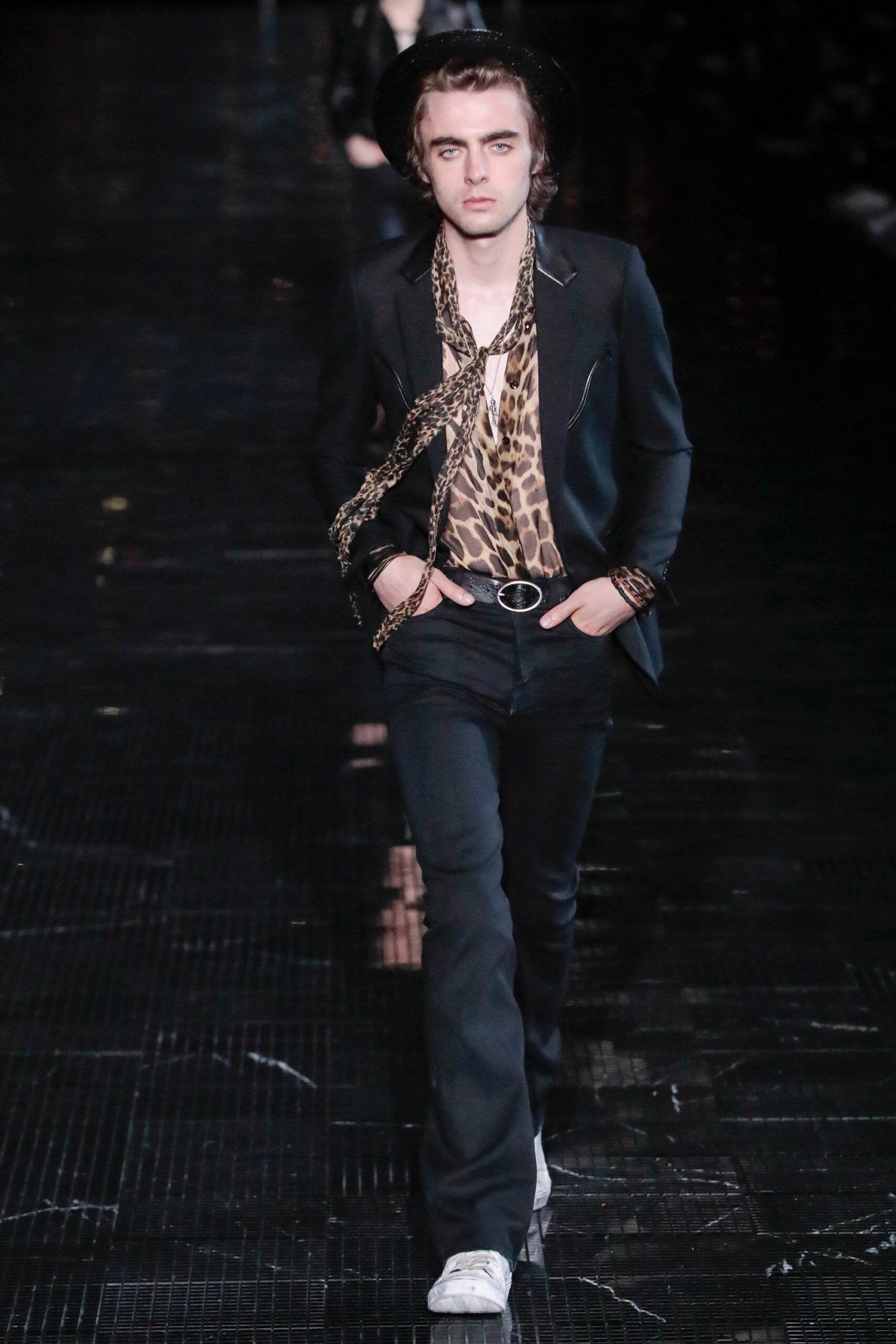 Saint Laurent S/S 19 Menswear Look 15
