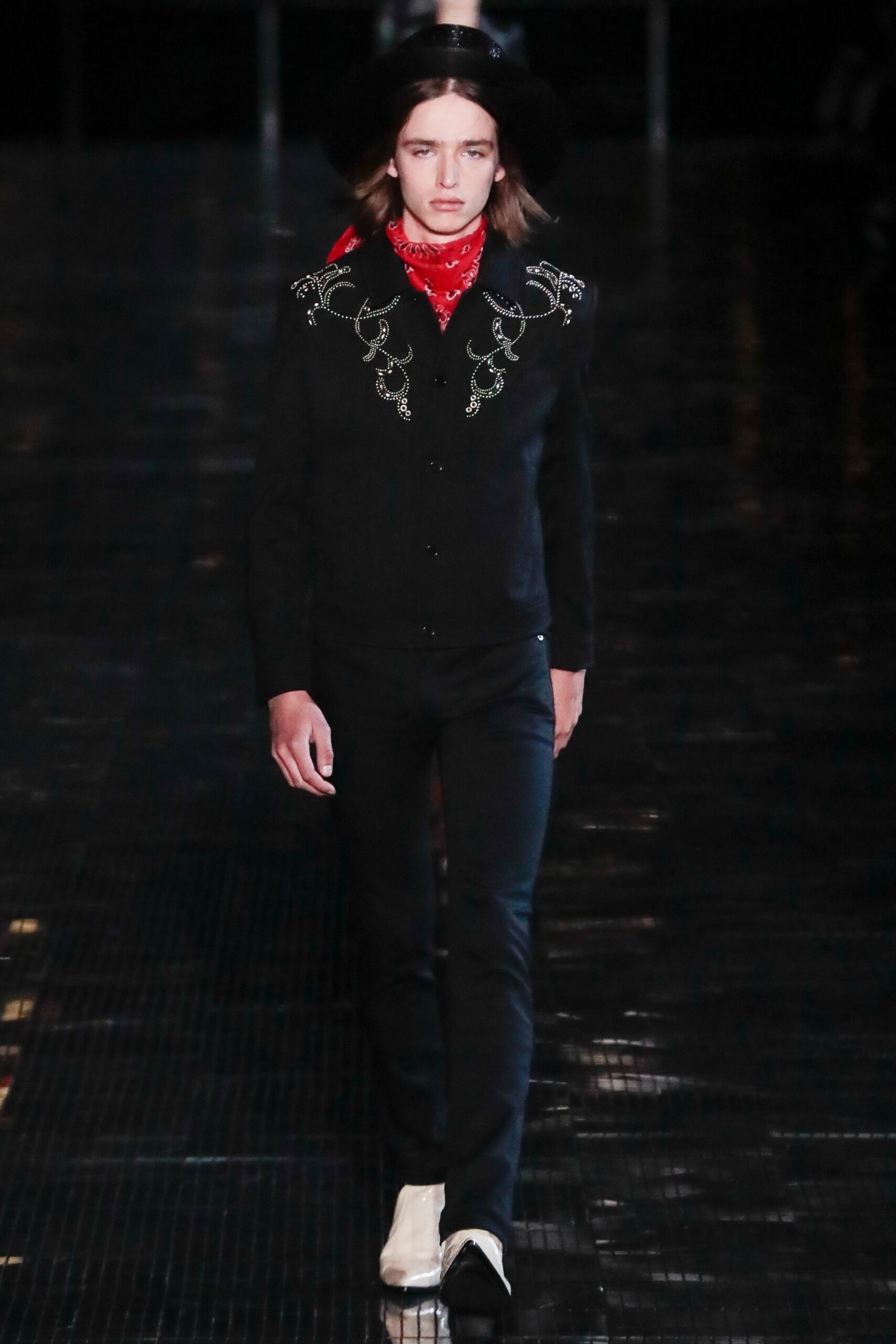 Saint Laurent S/S 19 Menswear Look 23