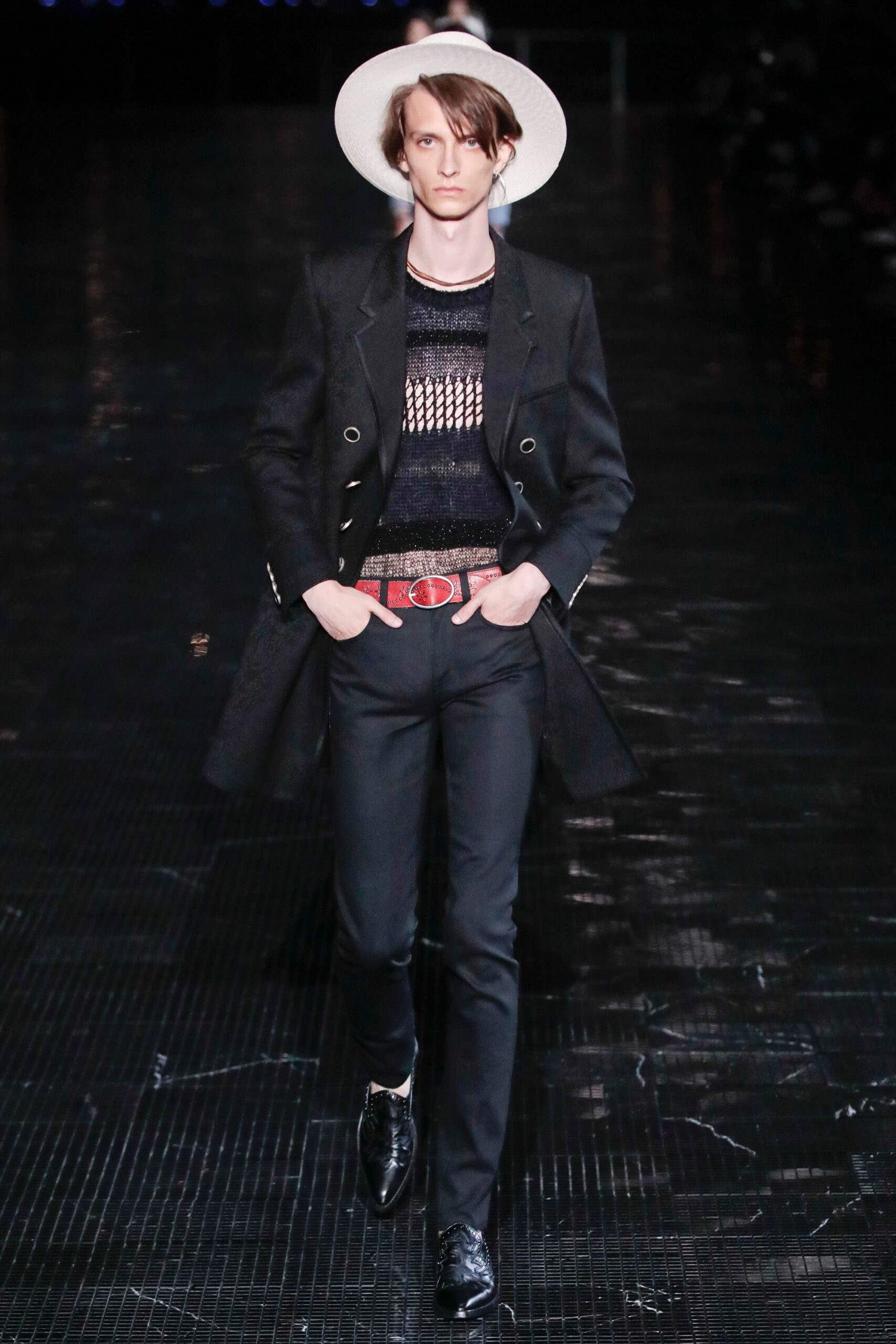 Saint Laurent S/S 19 Menswear Look 37