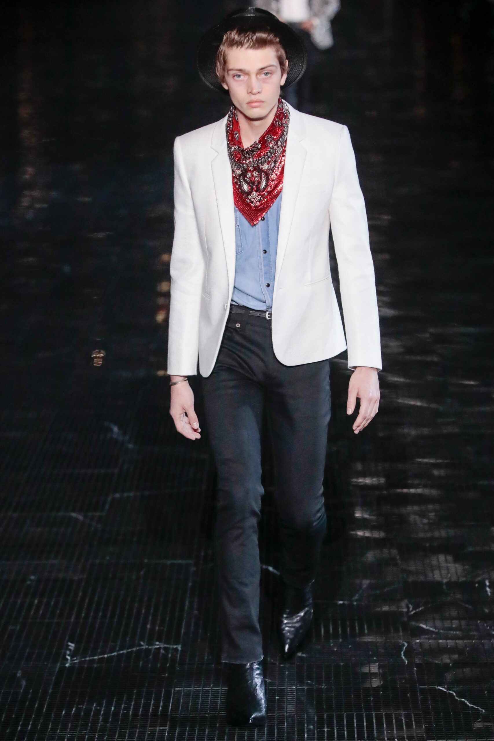 Saint Laurent S/S 19 Menswear Look 40