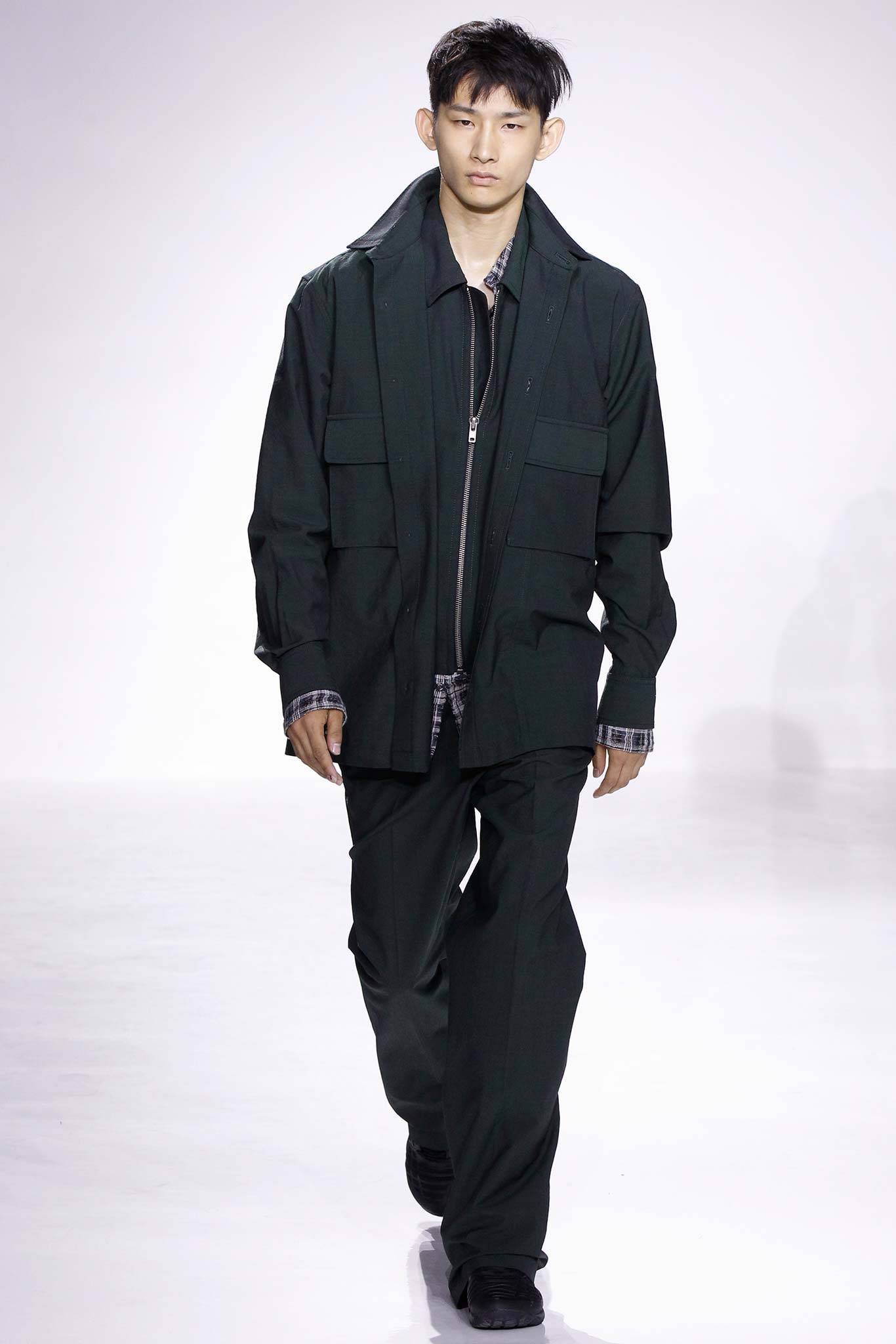 Richard Chai S/S 16 Menswear Look 25