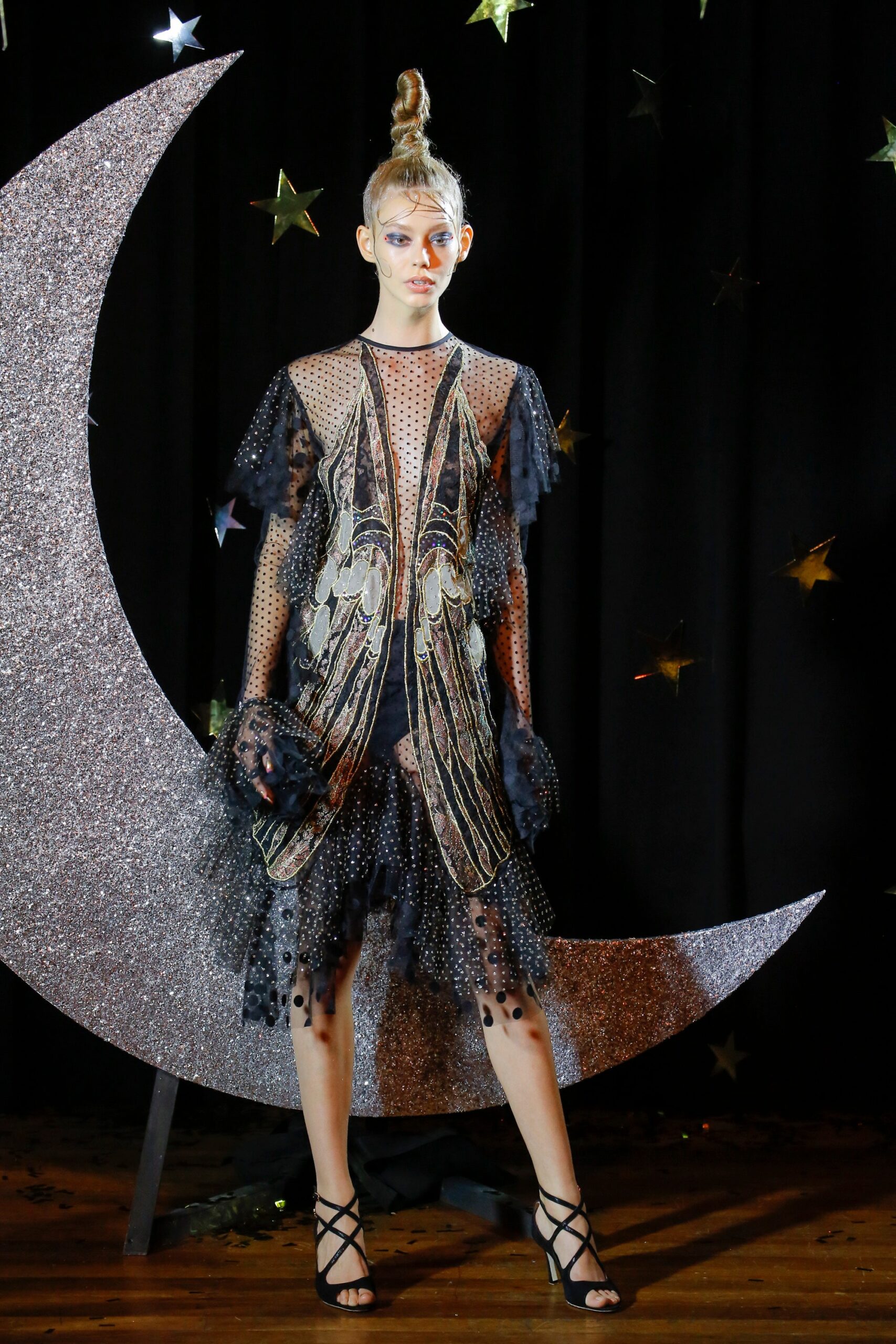 Romance Was Born Australia Resort 19 Look 14