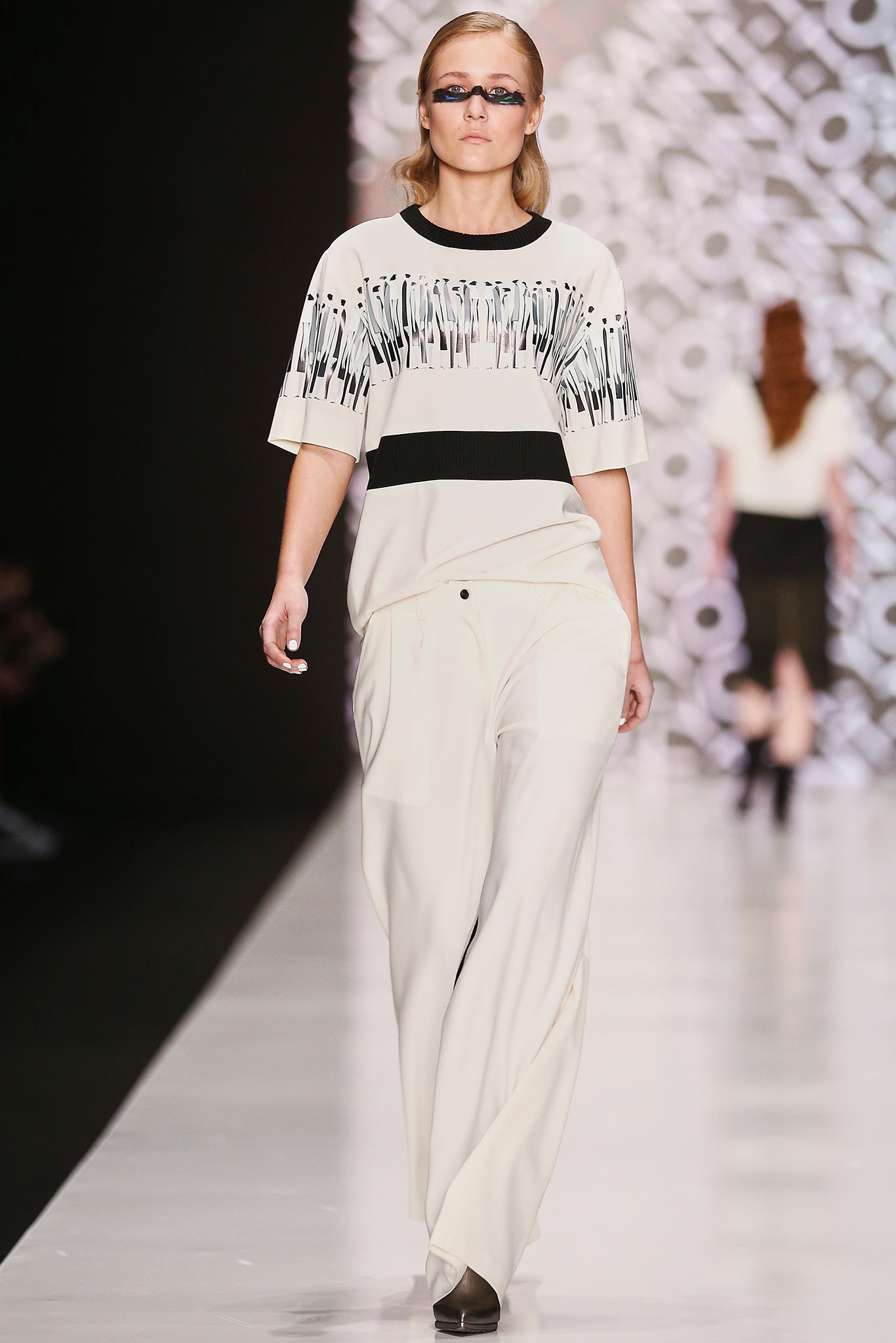 Saint-Tokyo Russia F/W 15 Look 5