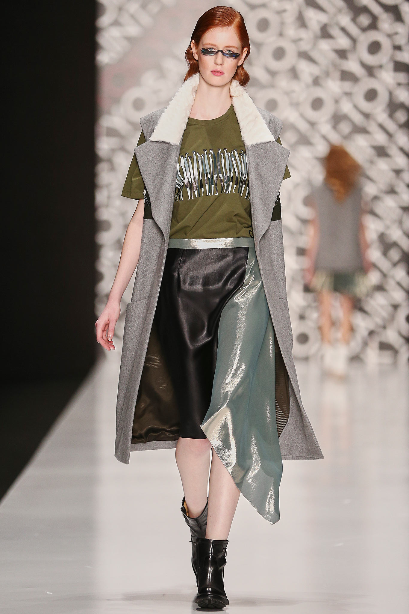 Saint-Tokyo Russia F/W 15 Look 8