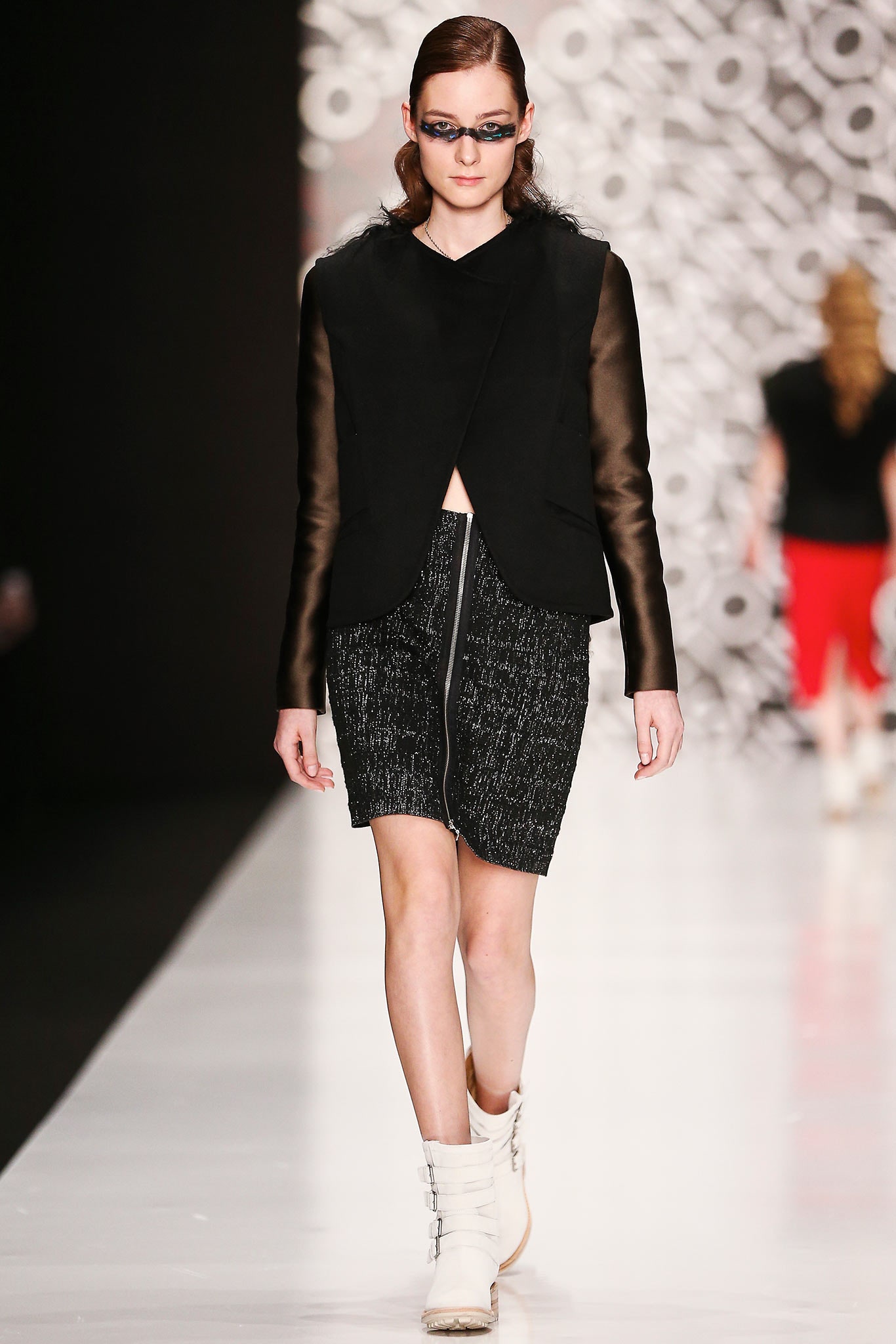 Saint-Tokyo Russia F/W 15 Look 21