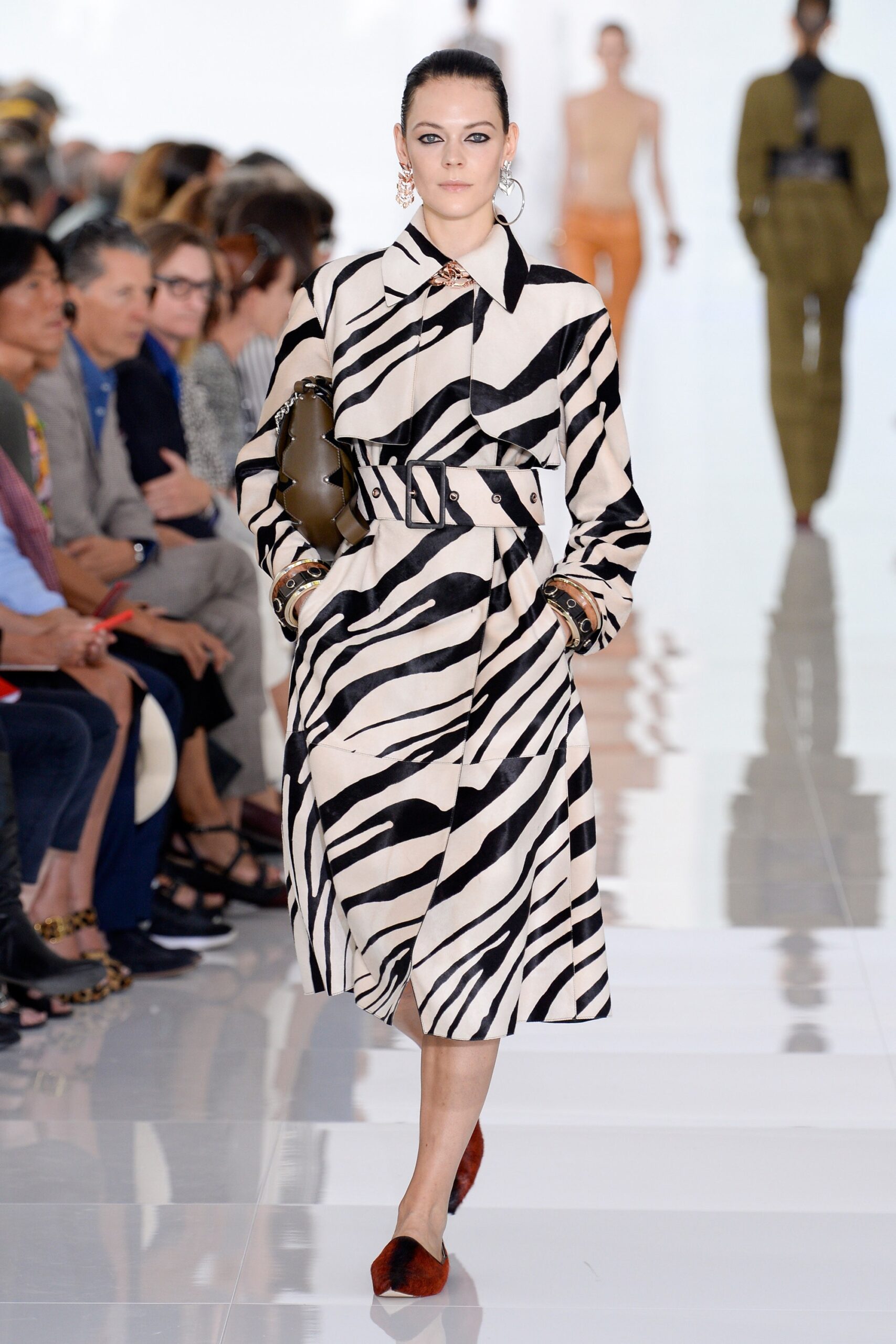 Roberto Cavalli S/S 18 Look 9