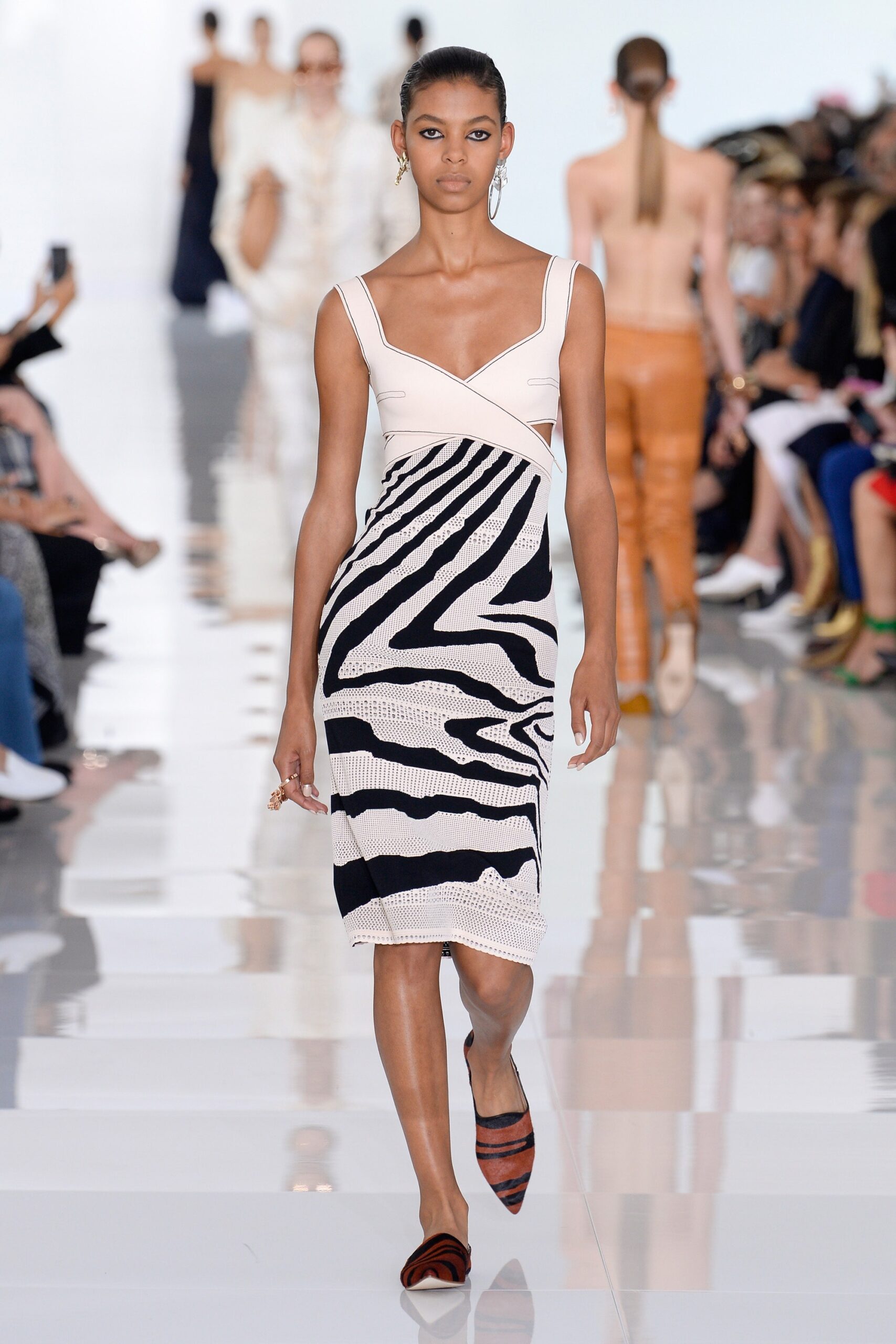 Roberto Cavalli S/S 18 Look 11