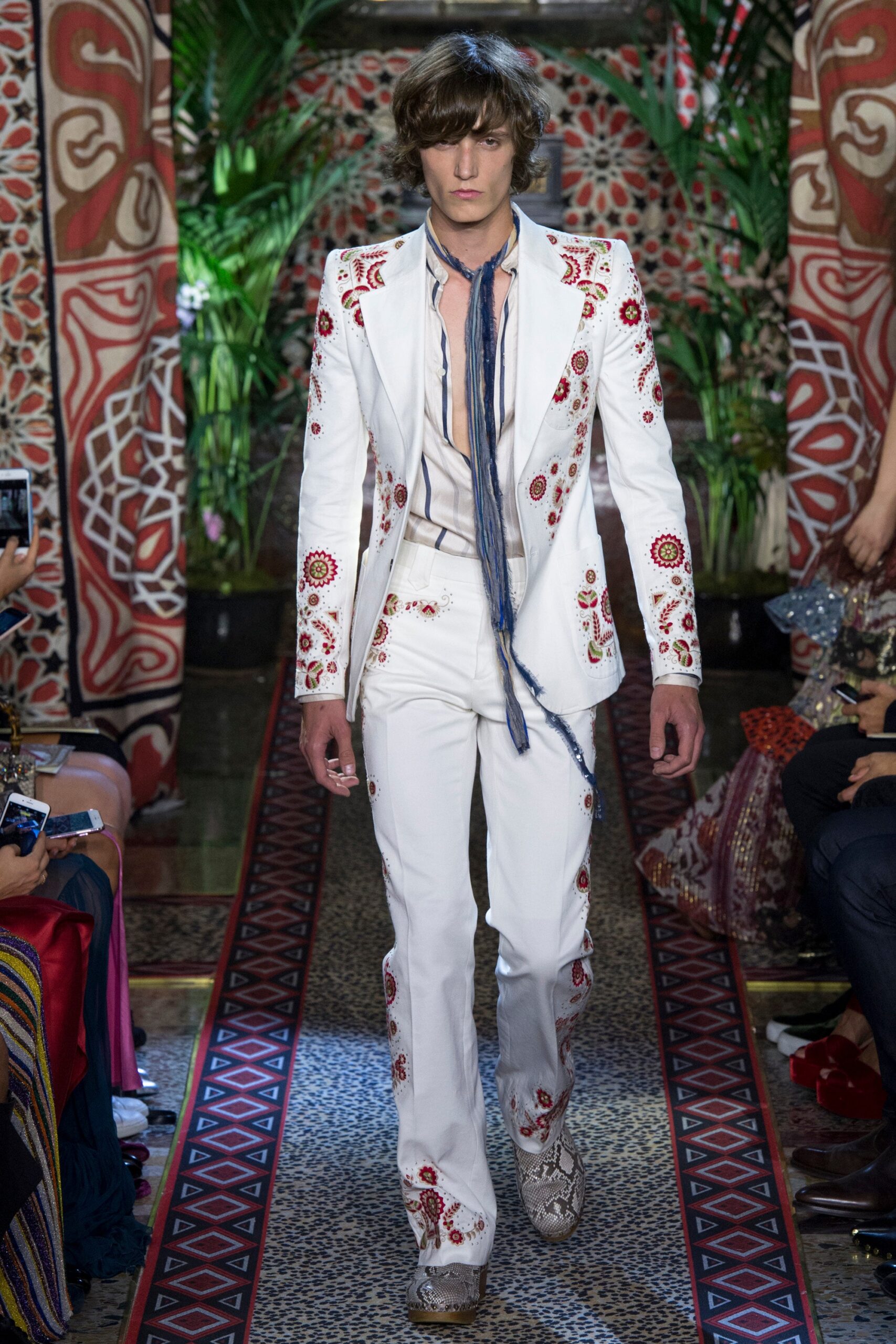 Roberto Cavalli S/S 17 Look 11