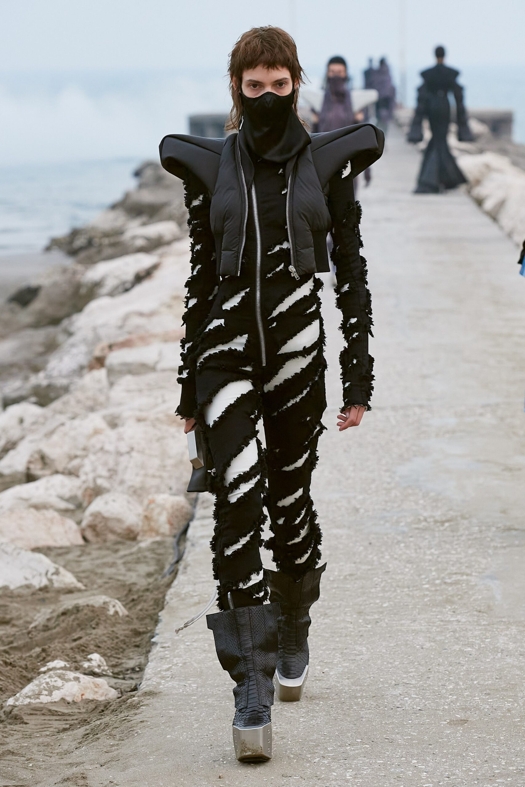 Rick Owens F/W 21 Look 15