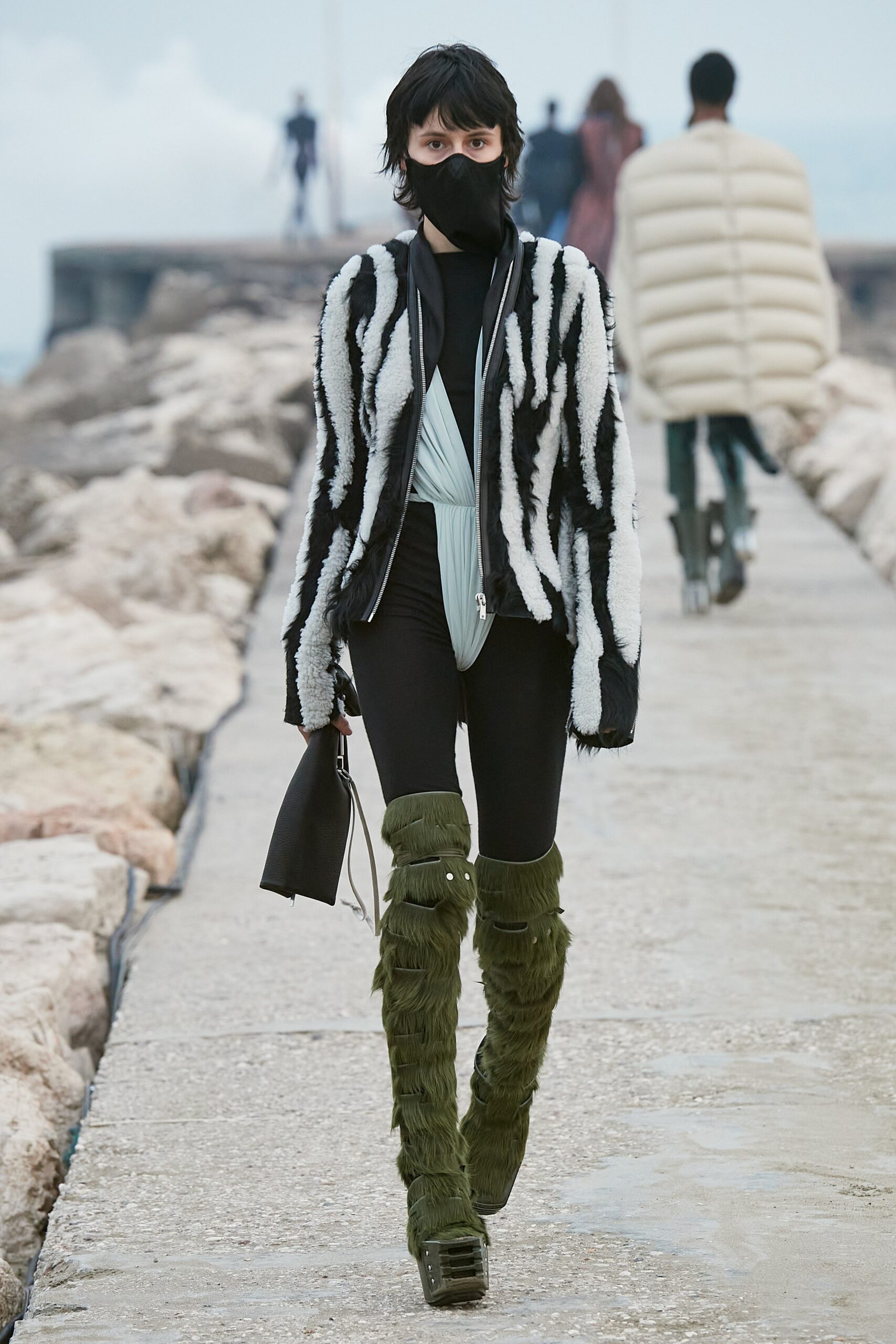 Rick Owens F/W 21 Look 17