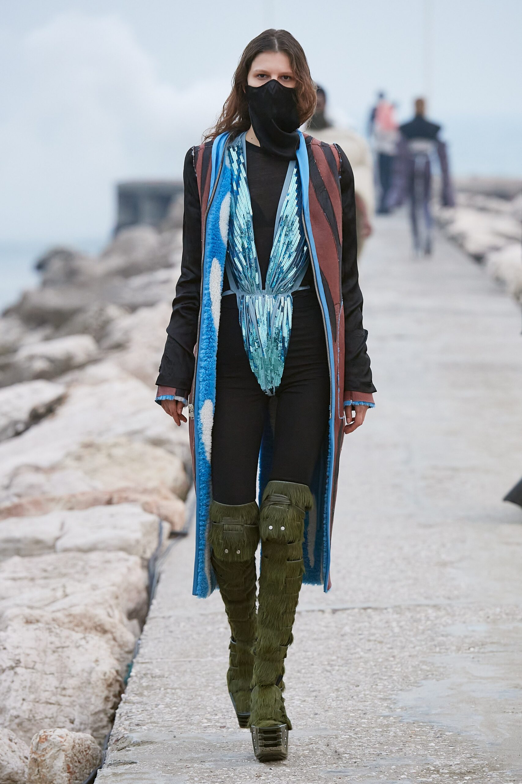 Rick Owens F/W 21 Look 21