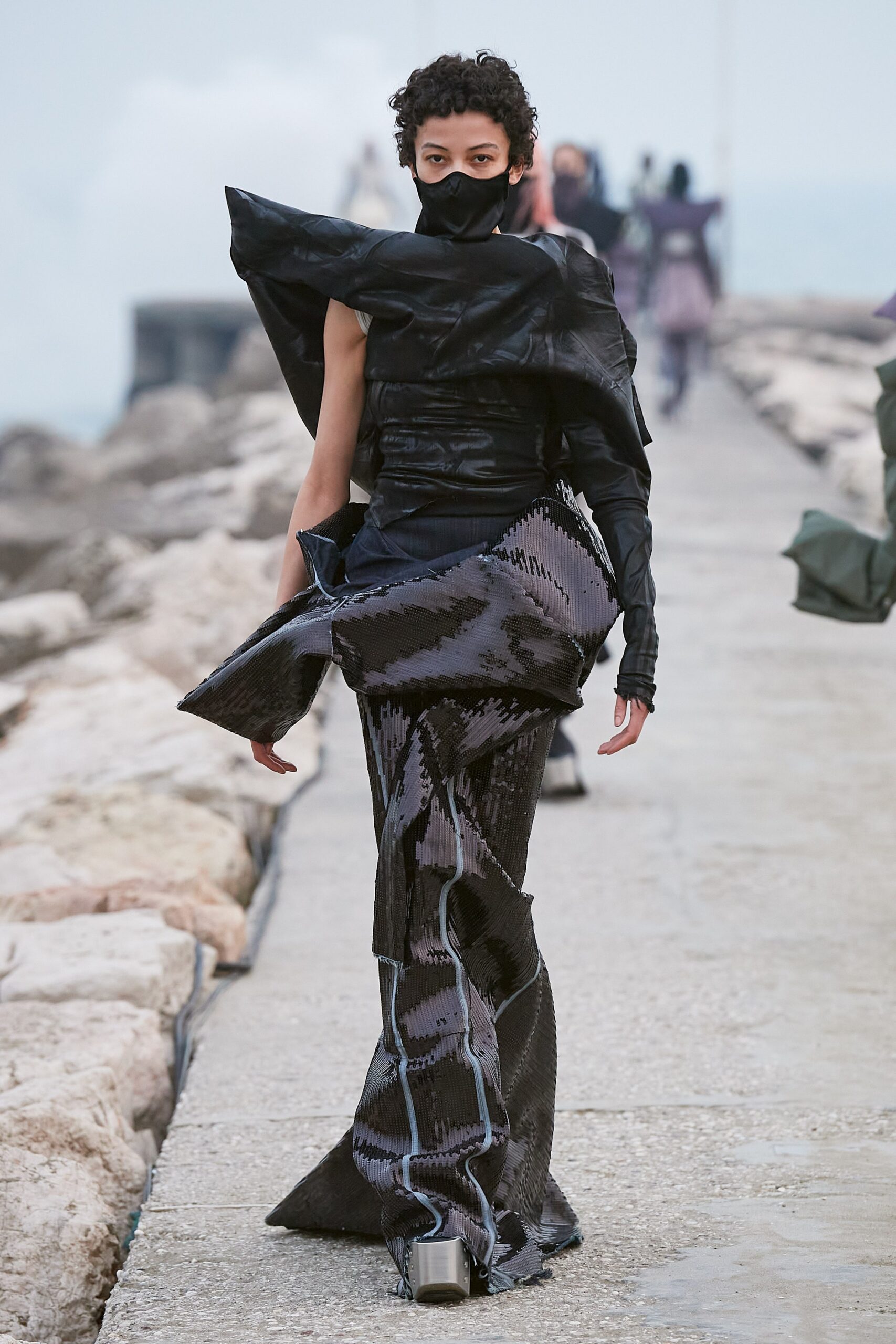 Rick Owens F/W 21 Look 25