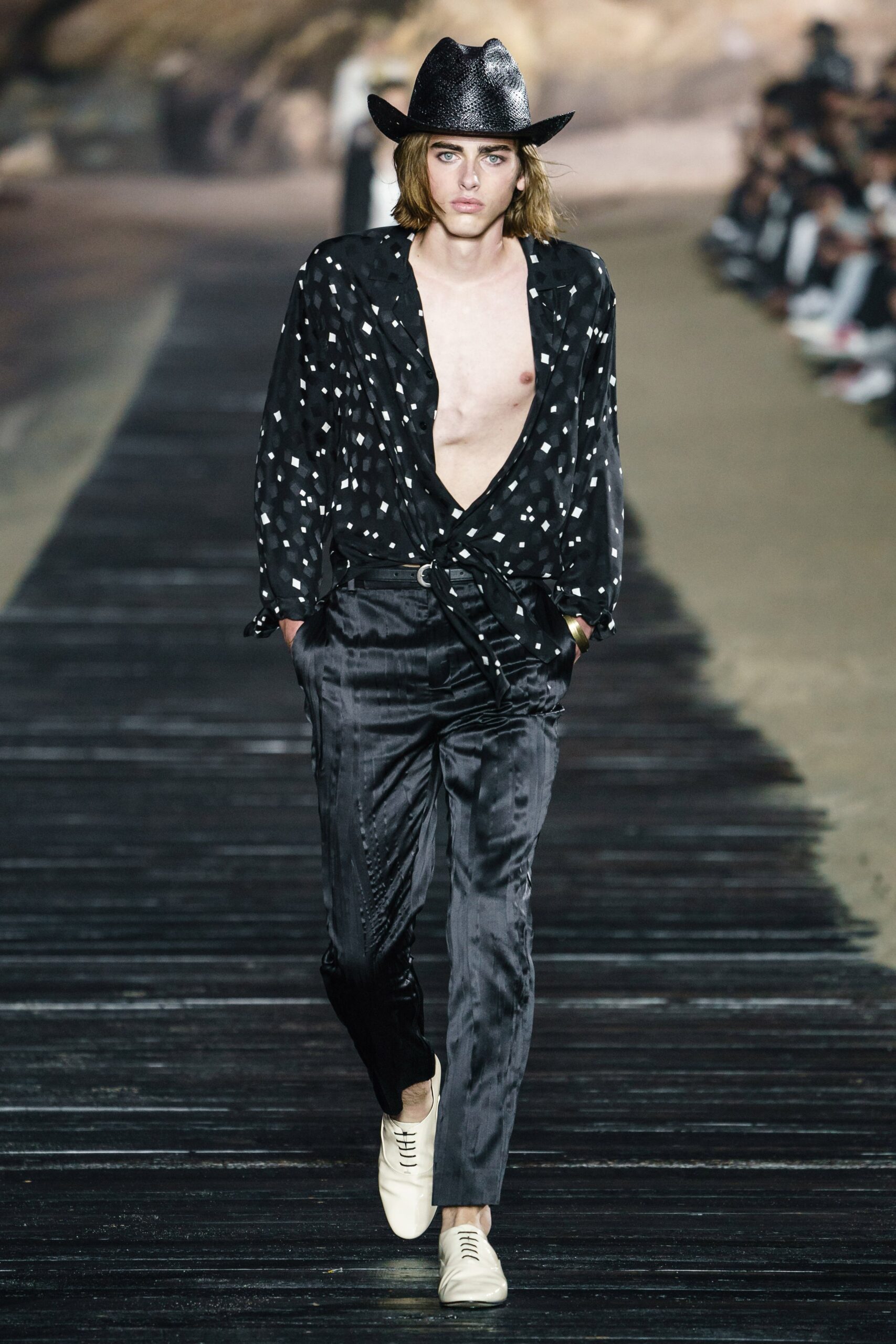 Saint Laurent S/S 20 Menswear Look 17